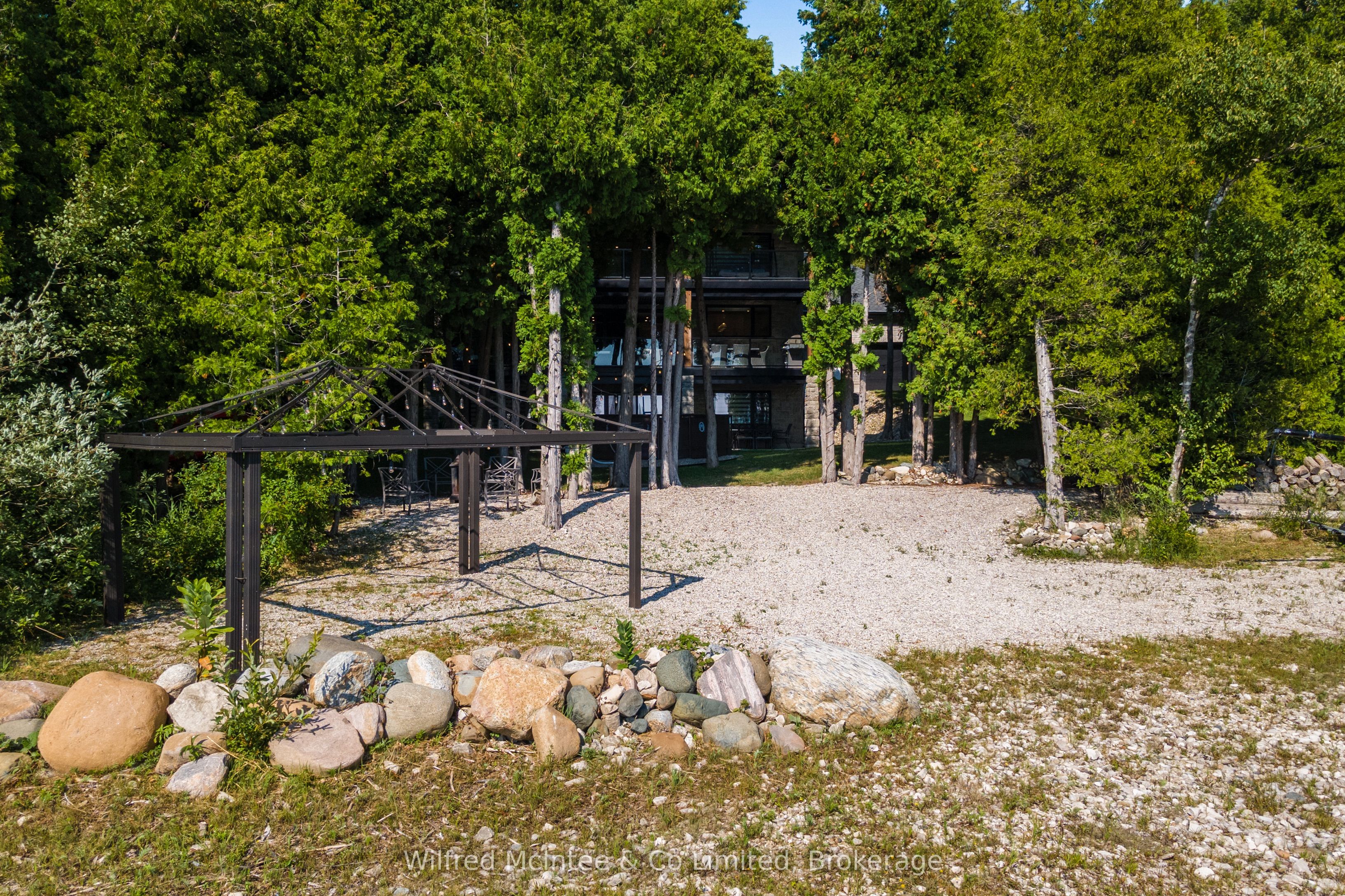 159 Upper Lorne Beach Road, Kincardine, ON N0G 2T0