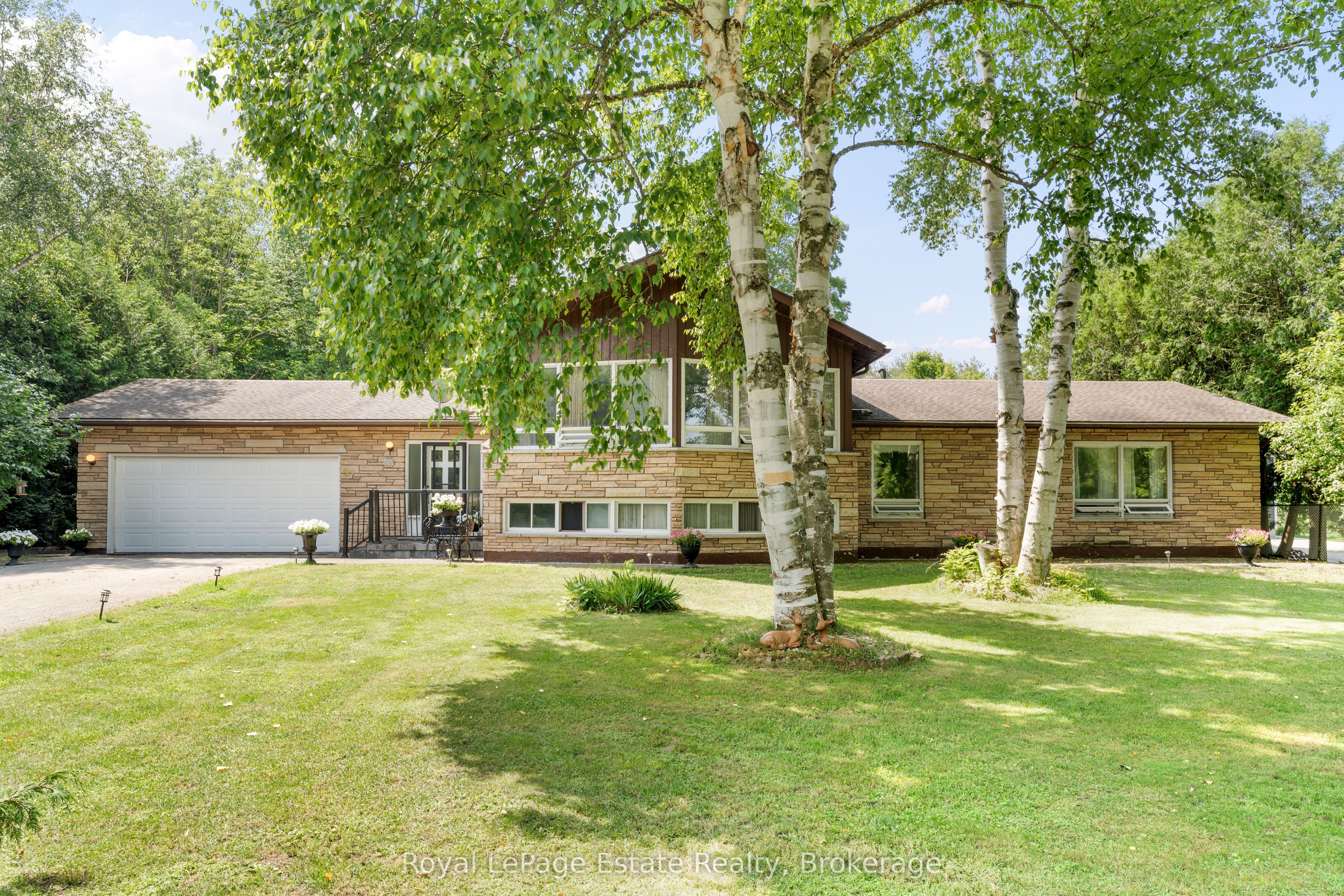 97 Dorena Crescent, South Bruce Peninsula, ON N0H 2G0