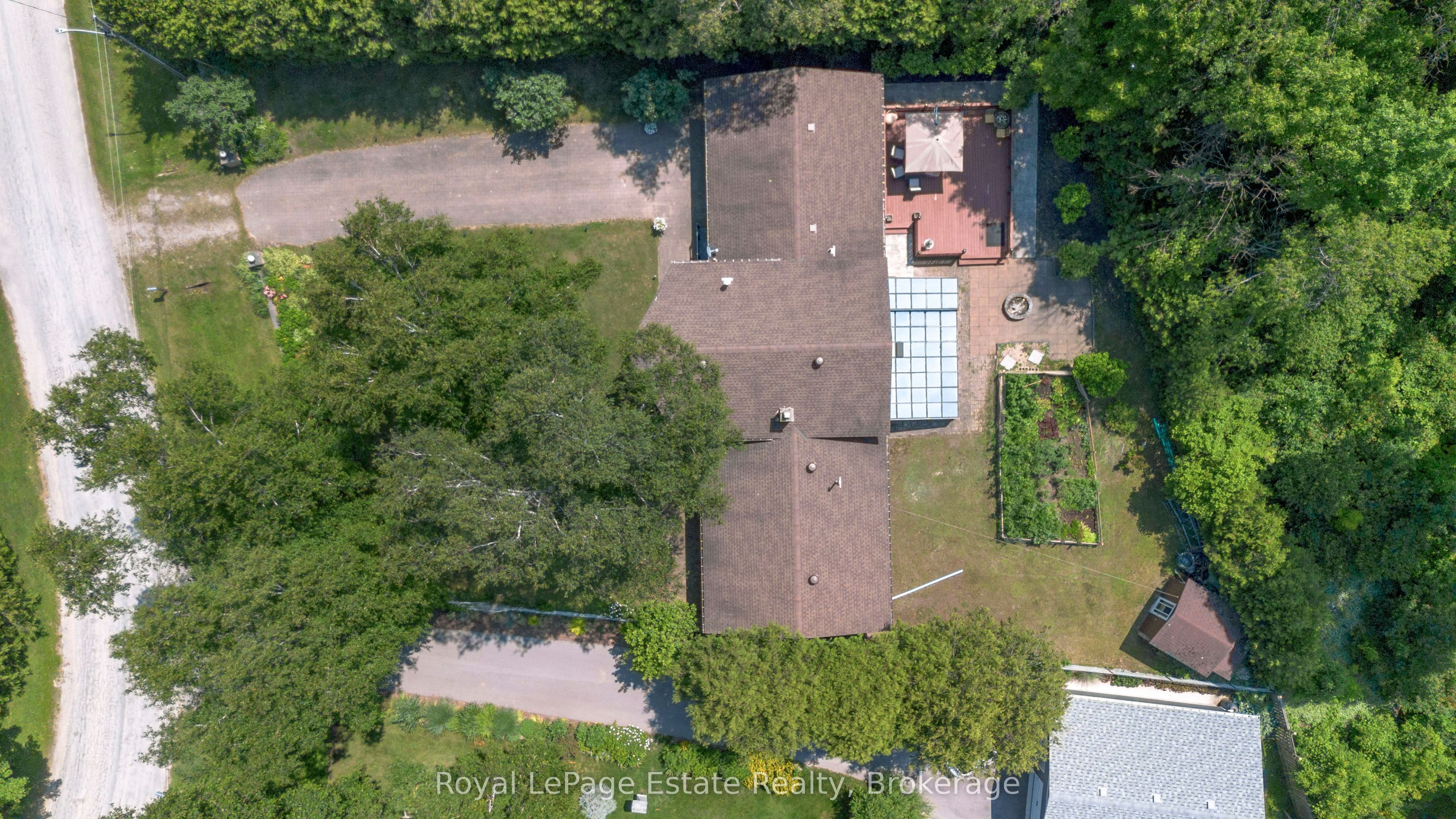 97 Dorena Crescent, South Bruce Peninsula, ON N0H 2G0 photo 2