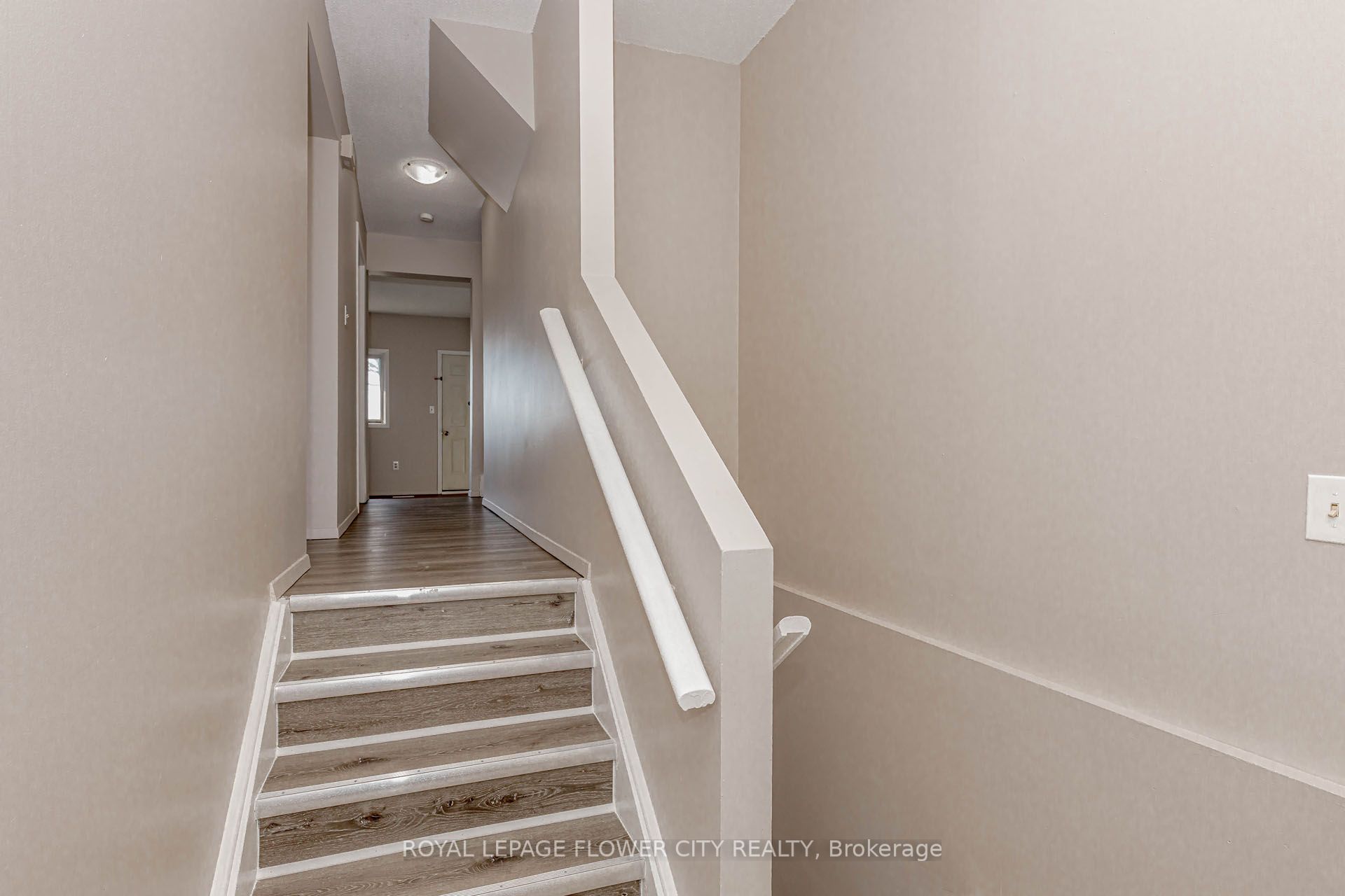 195 Denistoun Street 188, Welland, ON L3C 6P1 photo 3