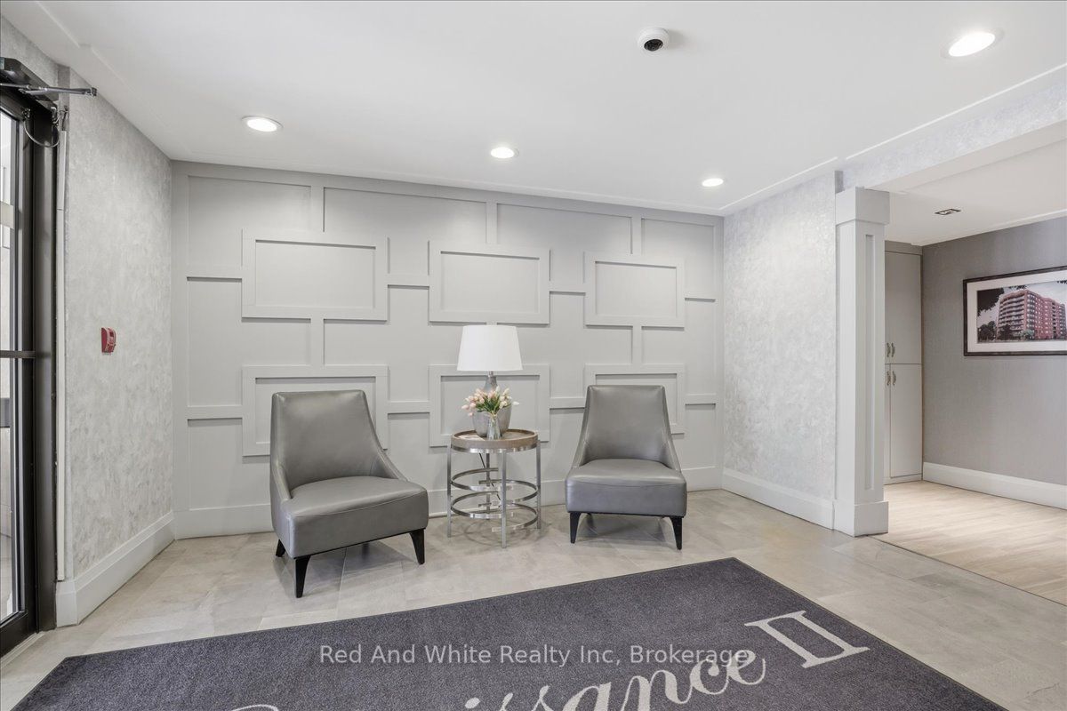 10 Ellen Street E 808, Kitchener, ON N2H 6R8 photo 4