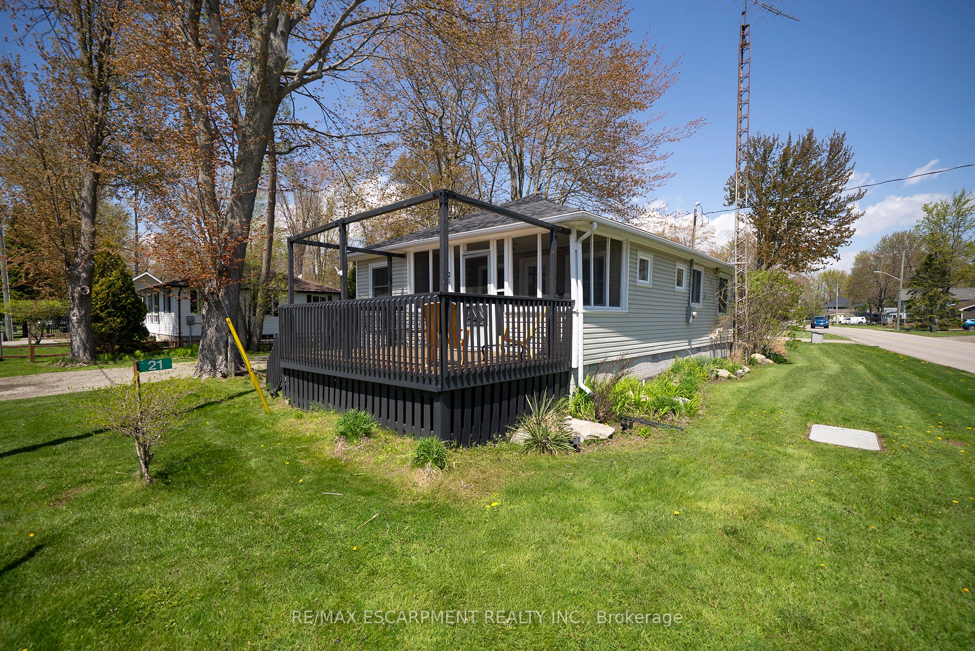 21 FERRIS Street, Norfolk, ON N0E 1W0 photo 4