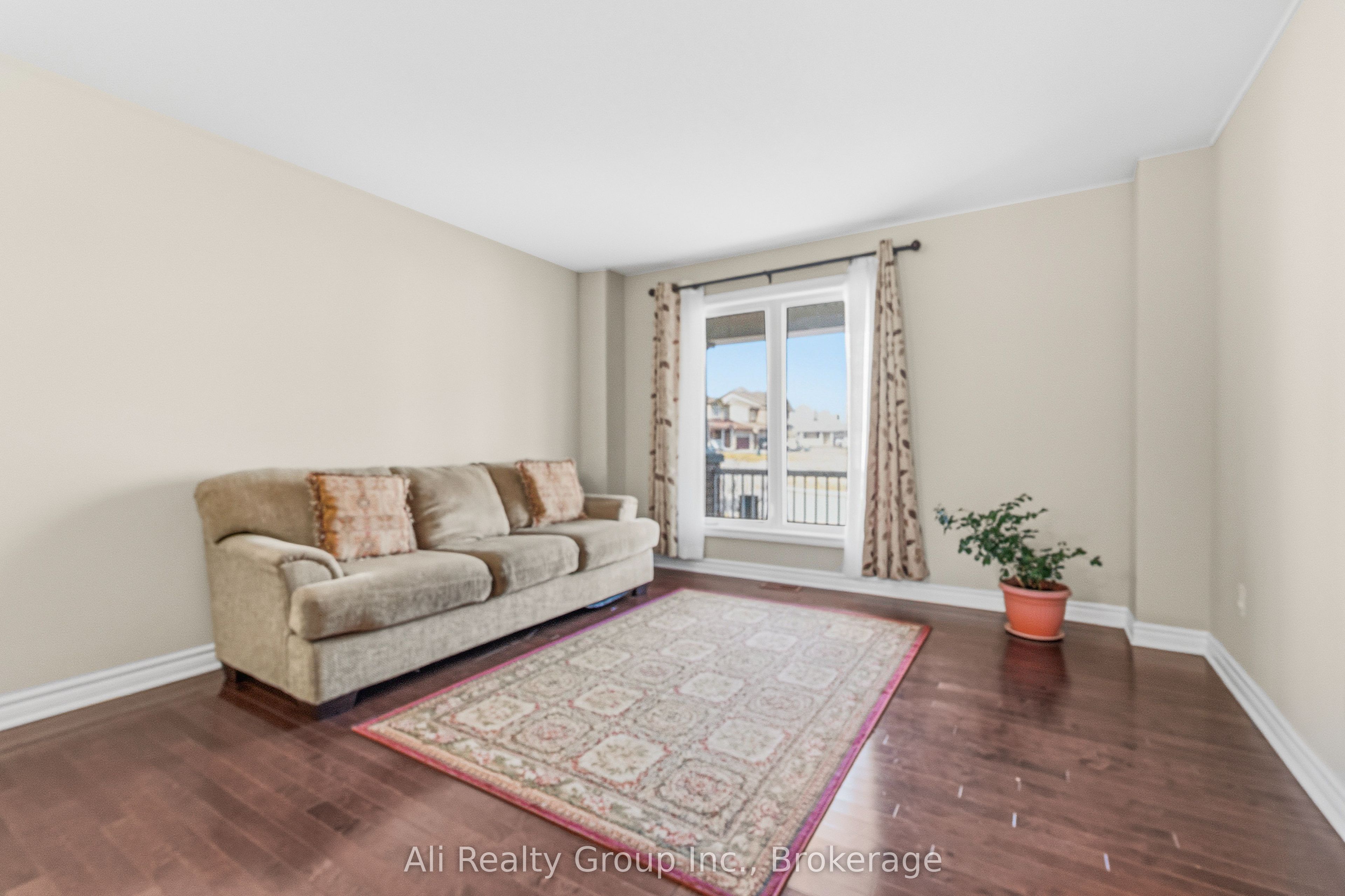 400 Nestleton Street, Orleans - Cumberland and Area, ON K4A 0W2 photo 5