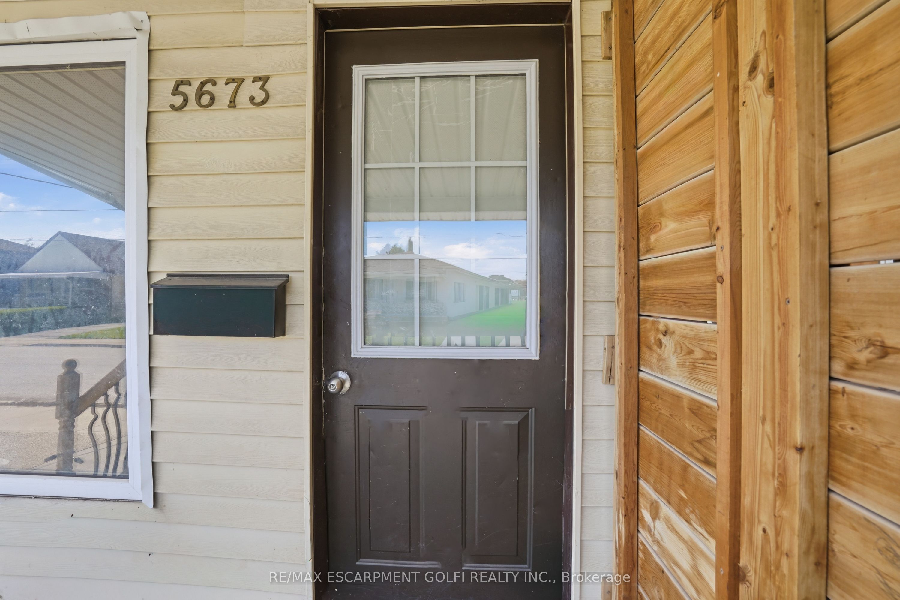 5671 Desson Avenue, Niagara Falls, ON L2G 3T3 photo 5
