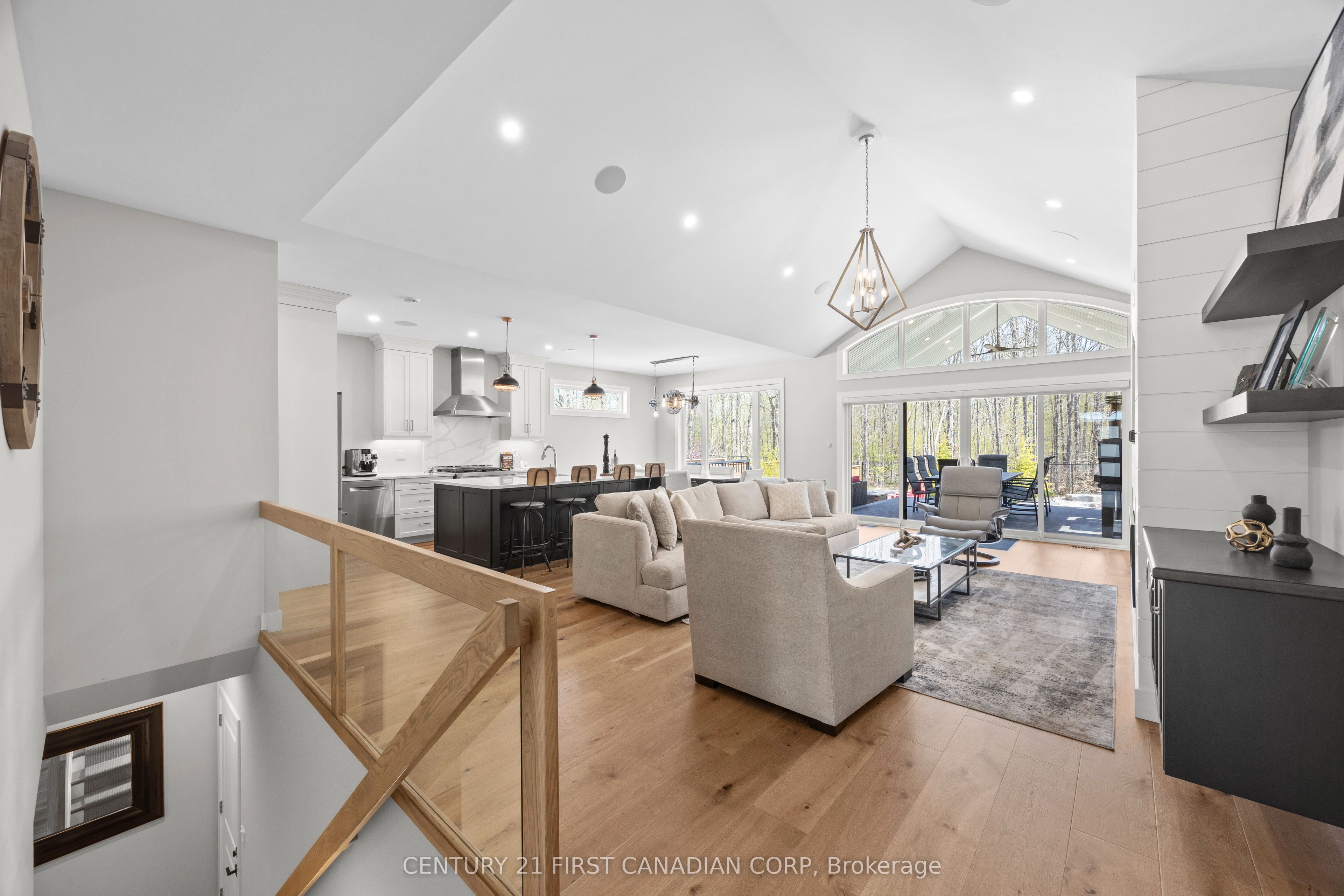 65 Deerfield Road, Lambton Shores, ON N0M 1T0 photo 4