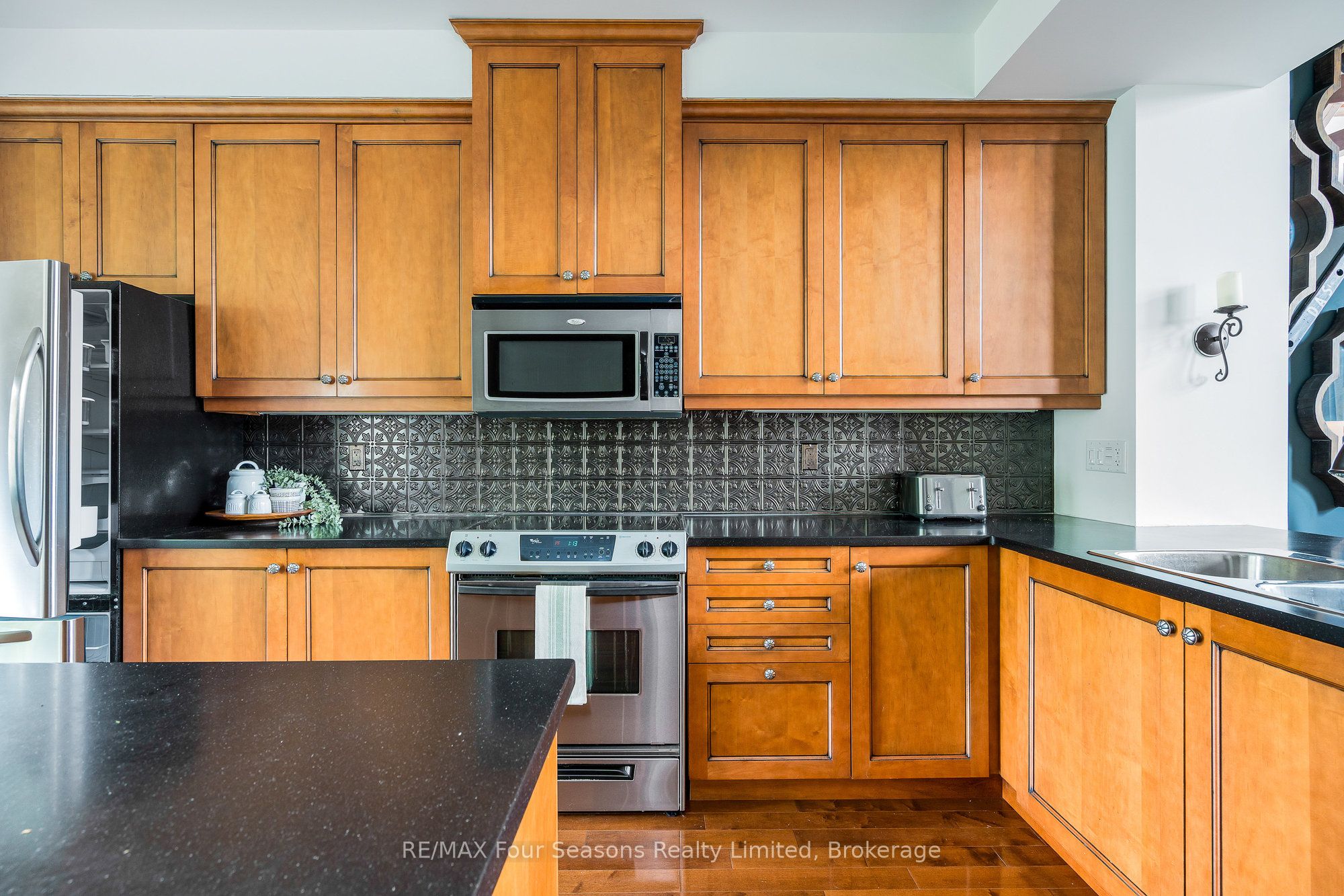 106 Venture Boulevard, Blue Mountains, ON L9Y 0B6 photo 5
