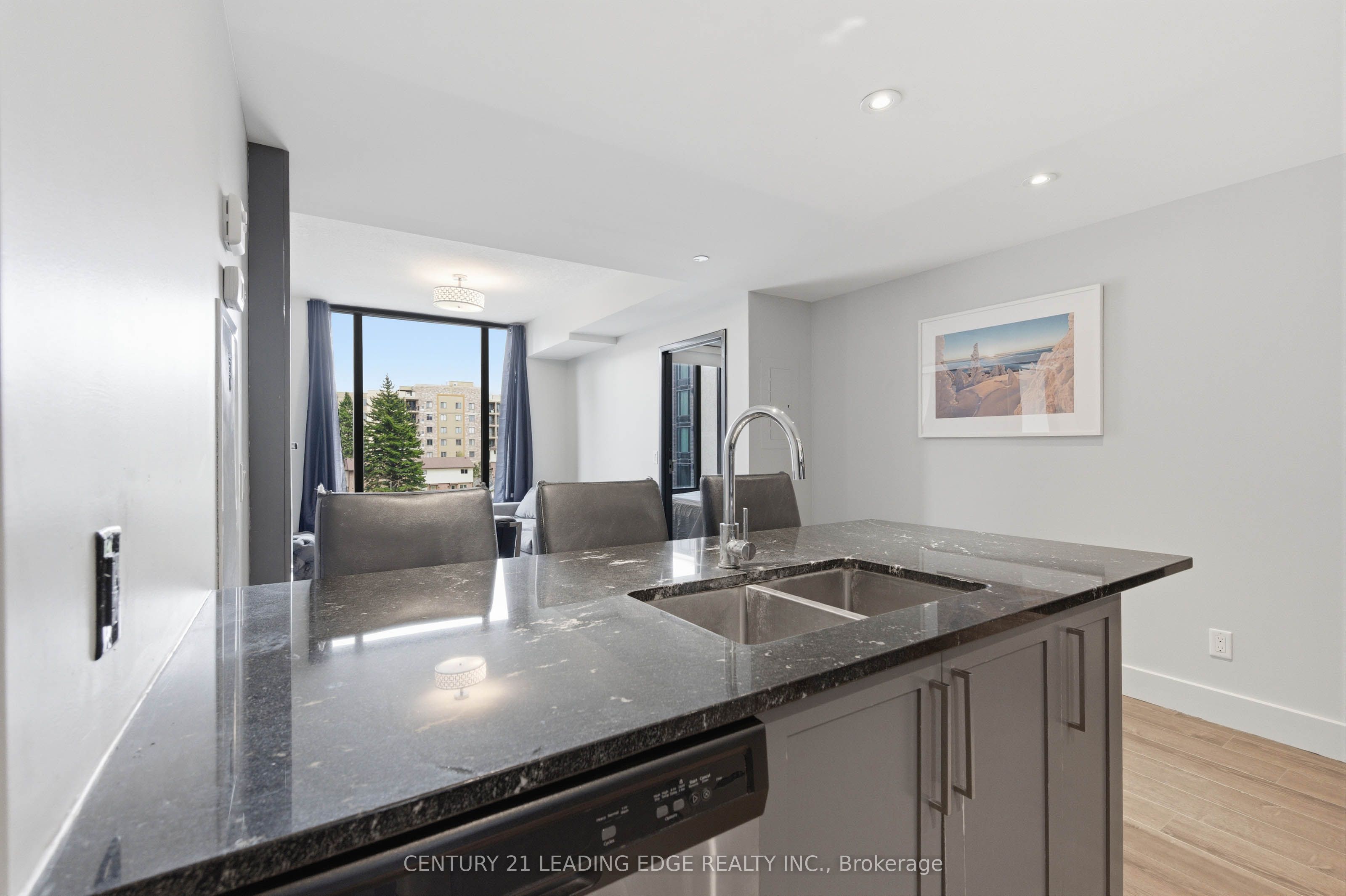 330 Phillip Street C533, Waterloo, ON N2L 3W9 photo 5