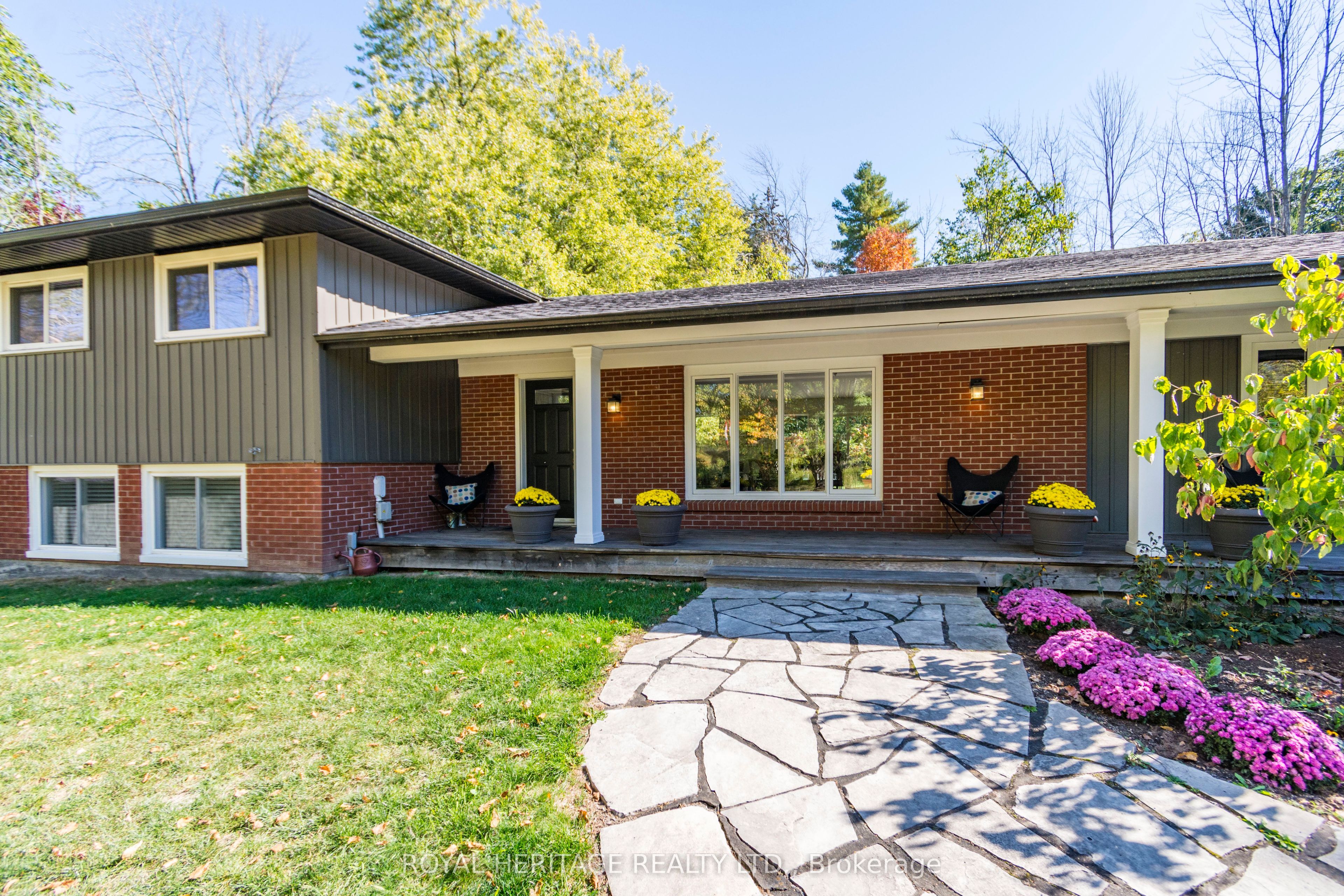 32 Mallory Road, Prince Edward County, ON K0K 1G0 photo 2