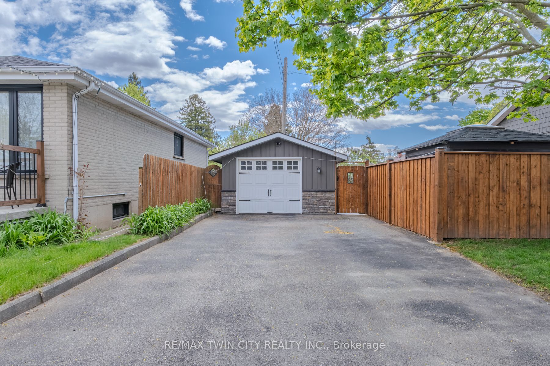36 Crandell Avenue, Brantford, ON N3S 1C9 photo 5