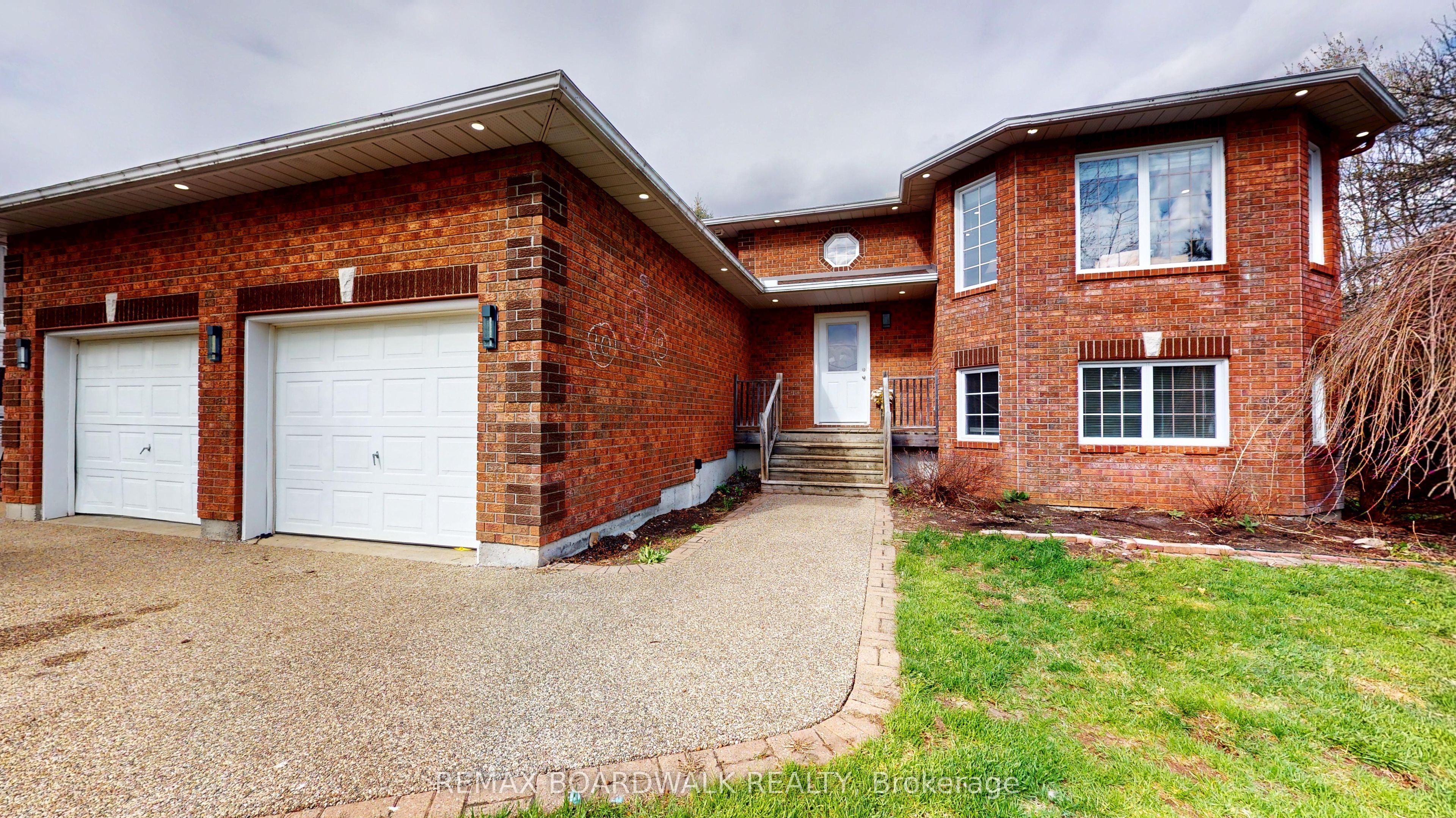7 Meadowview Drive, North Grenville, ON K0G 1T0 photo 2