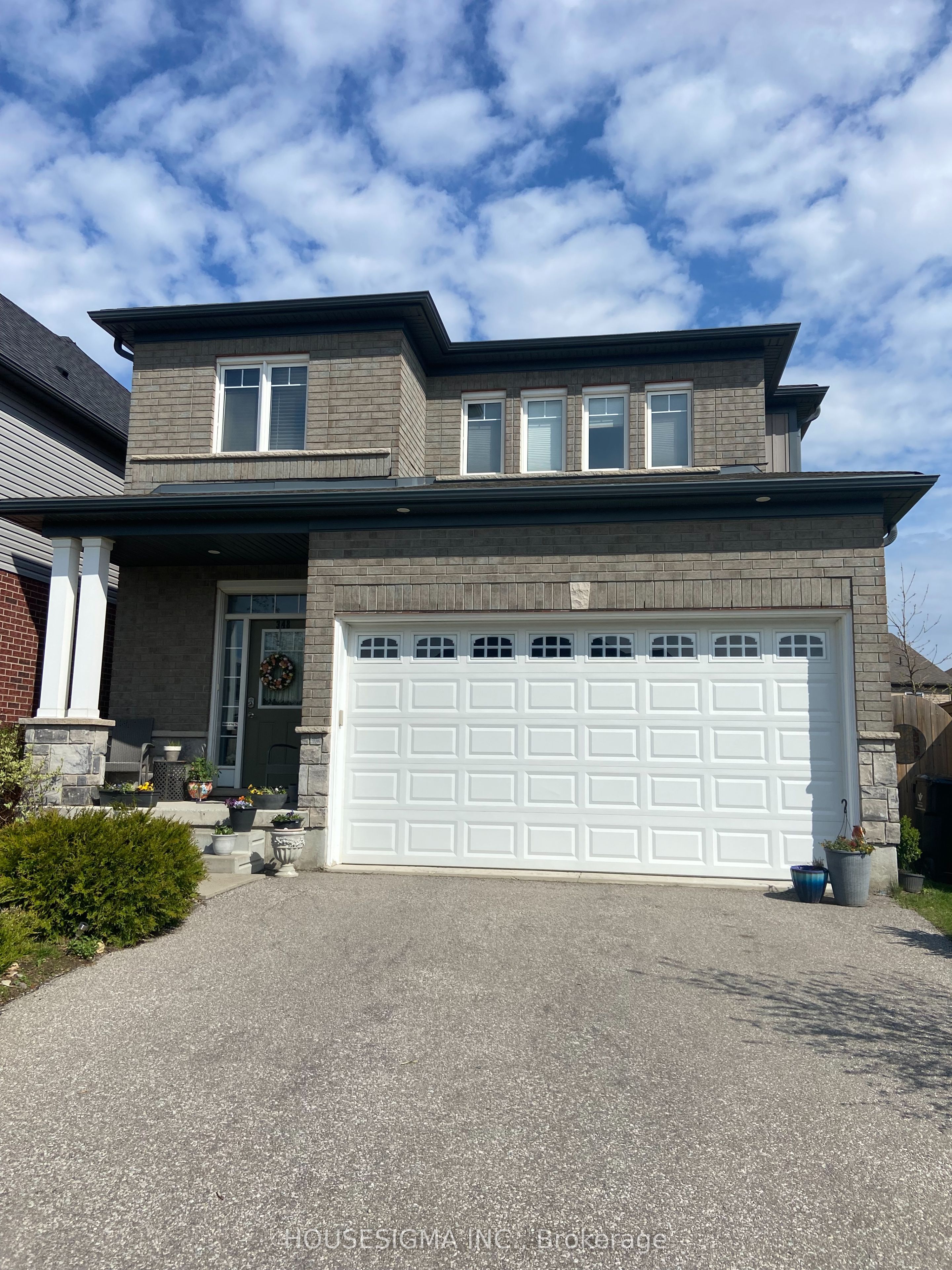 348 Freure Drive W, Cambridge, ON N1S 0B5