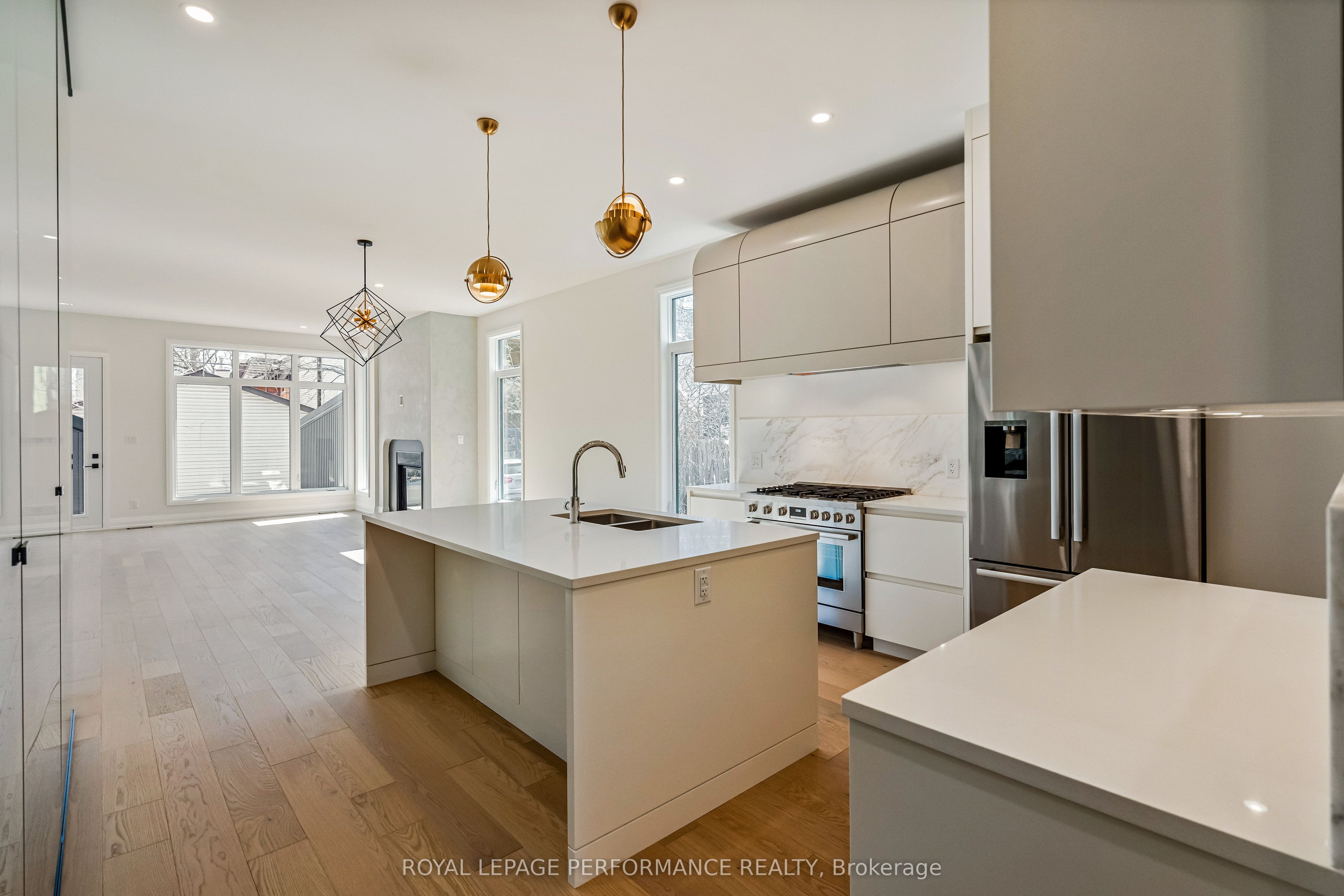31 Commanda Way, New Edinburgh - Lindenlea, ON K1M 1G1 photo 3