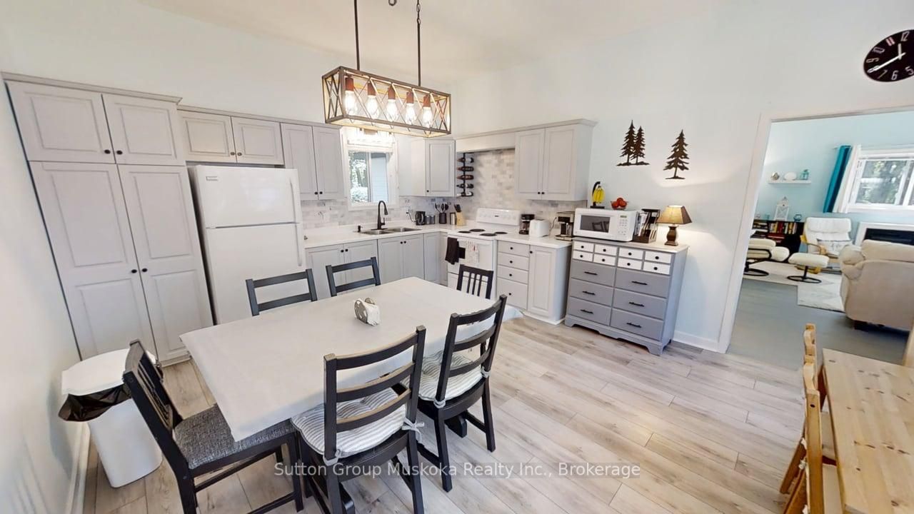 1060 Seabreeze # 6 Road, Lake of Bays, ON P0A 1H0 photo 3