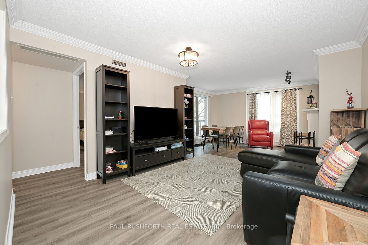 939 North River Road 202, Overbrook - Castleheights and Area, ON K1K 3V2 photo 4