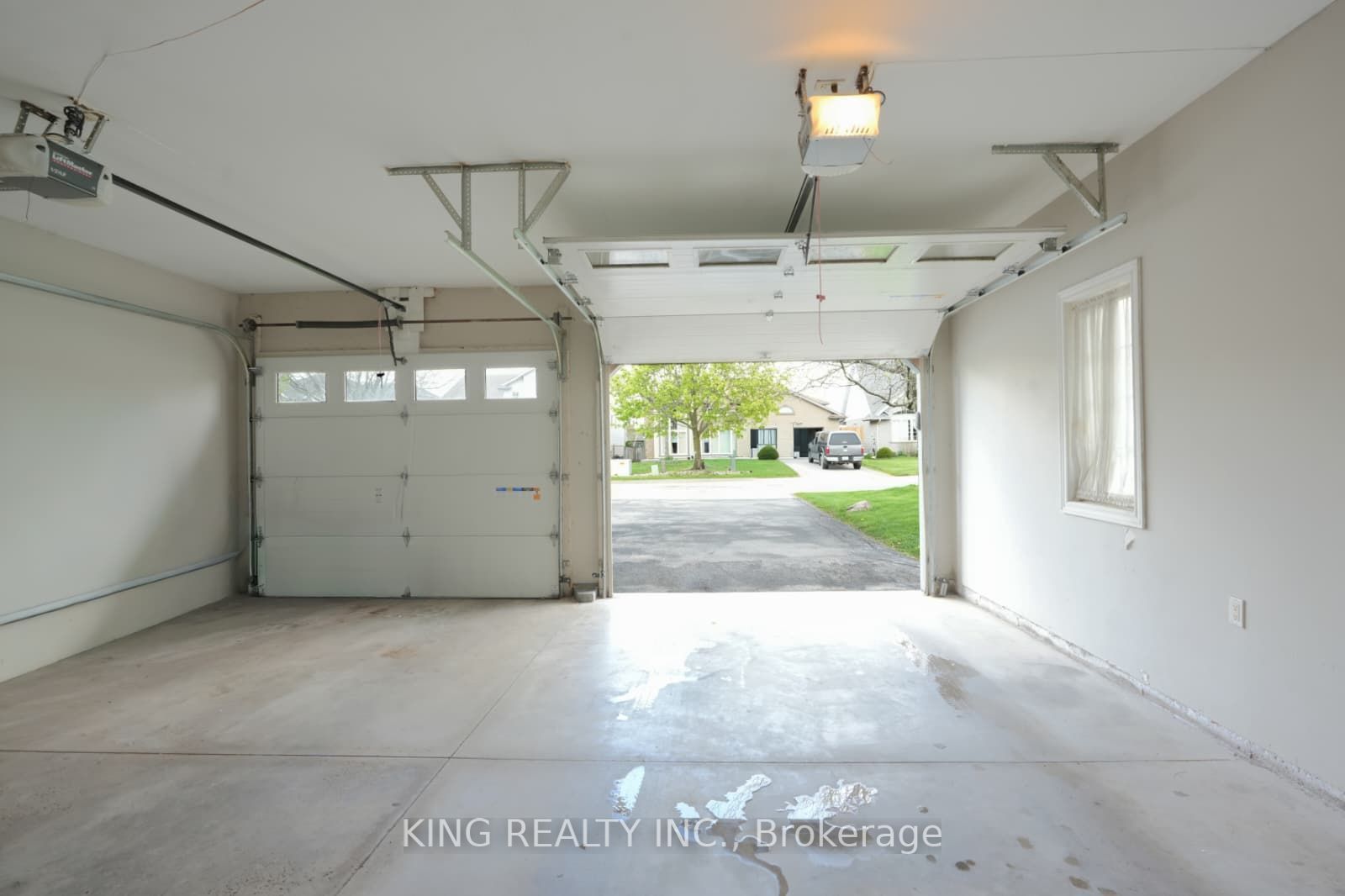 120 REDWOOD Court, Welland, ON L3C 7C4 photo 4