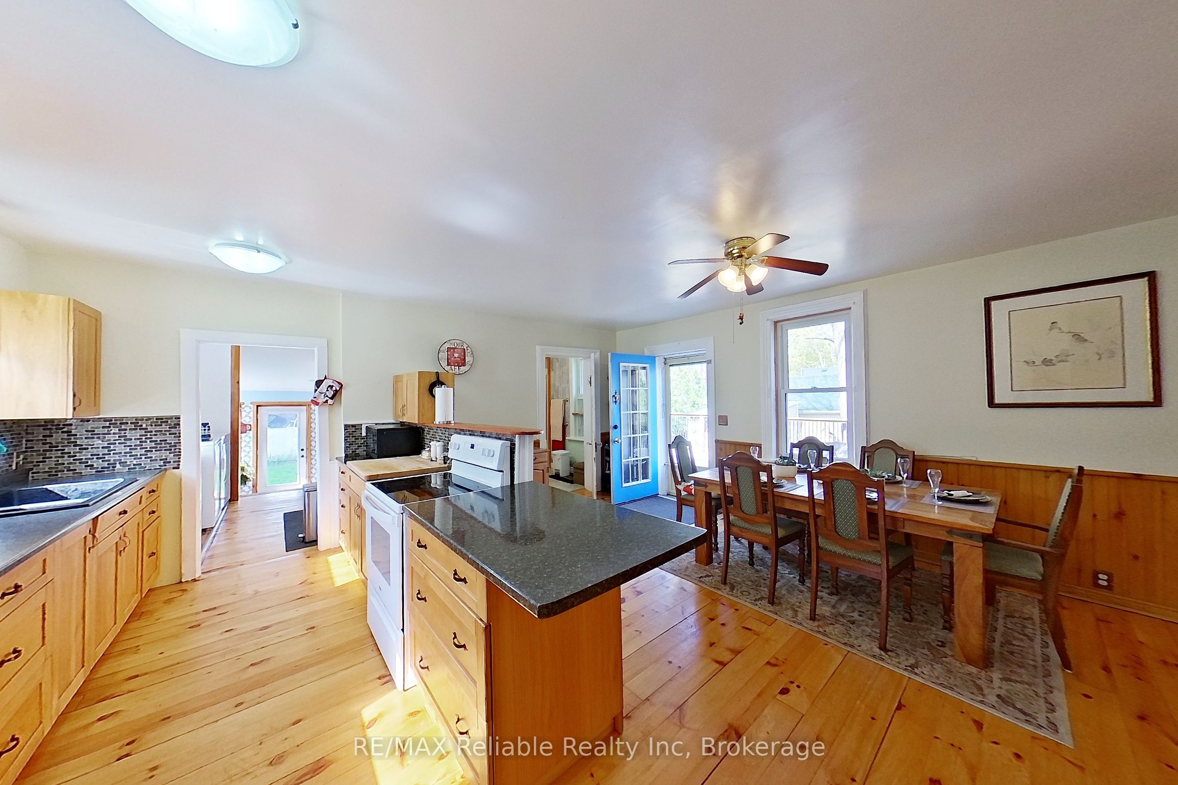 32 Rattenbury Street W, Central Huron, ON N0M 1L0 photo 2