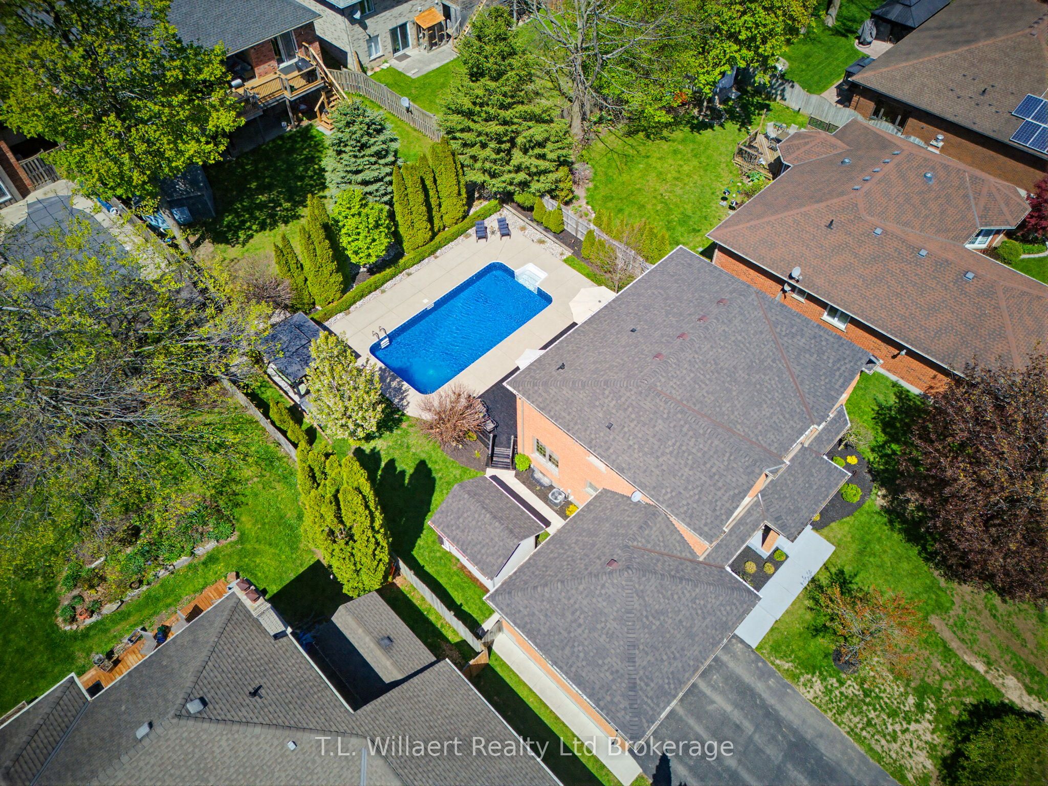 10 Woodside Drive, Tillsonburg, ON N4G 5P9 photo 4