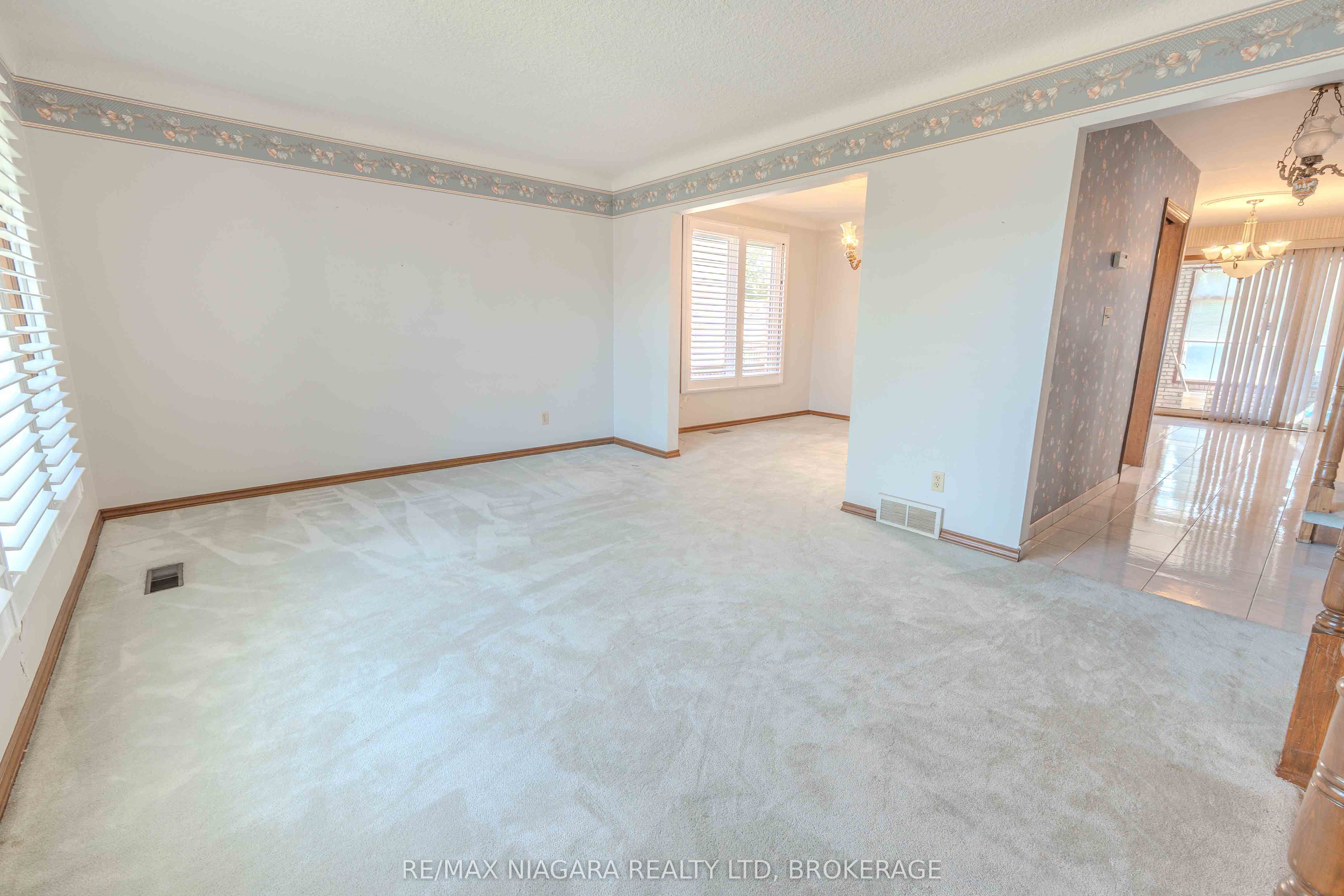 28 Tanera Crescent, St. Catharines, ON L2M 7K1 photo 5