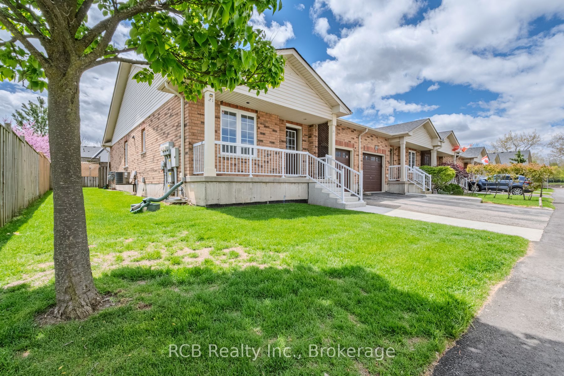 54 Garden Avenue 21, Brantford, ON N3S 0A1 photo 3