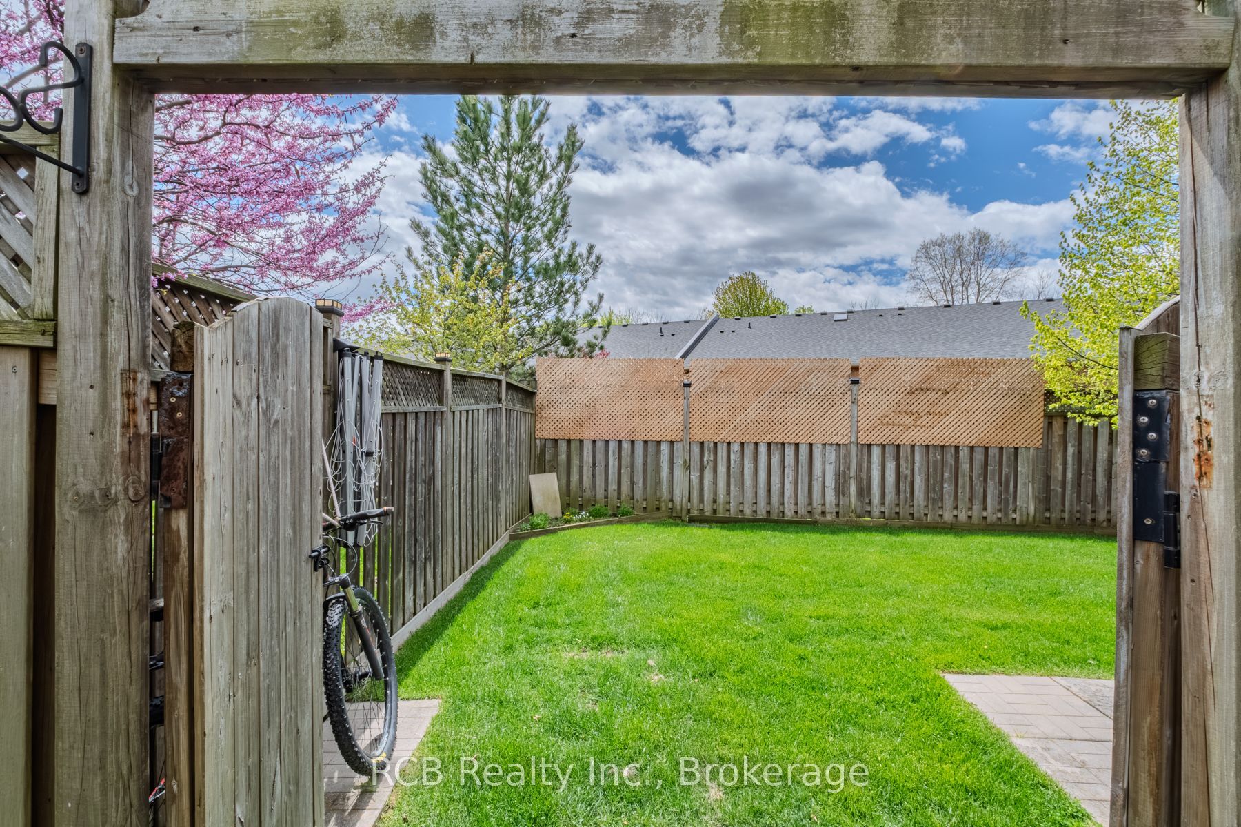 54 Garden Avenue 21, Brantford, ON N3S 0A1 photo 5
