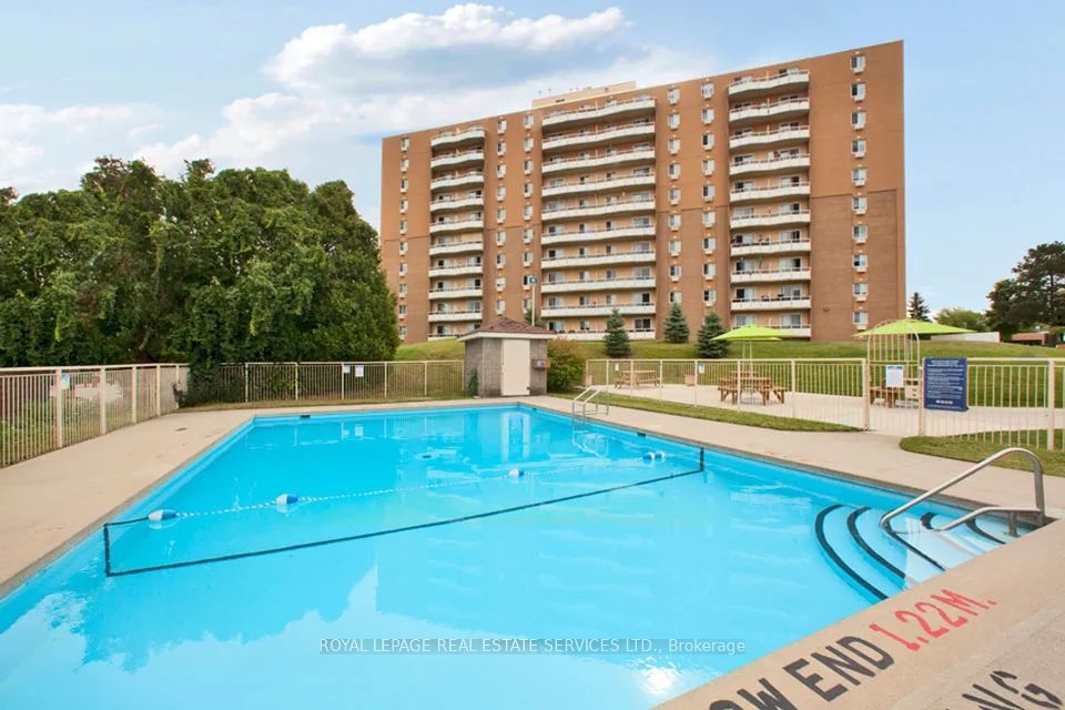 10 Overlea Drive 609, Kitchener, ON N2M 5B8 photo 2