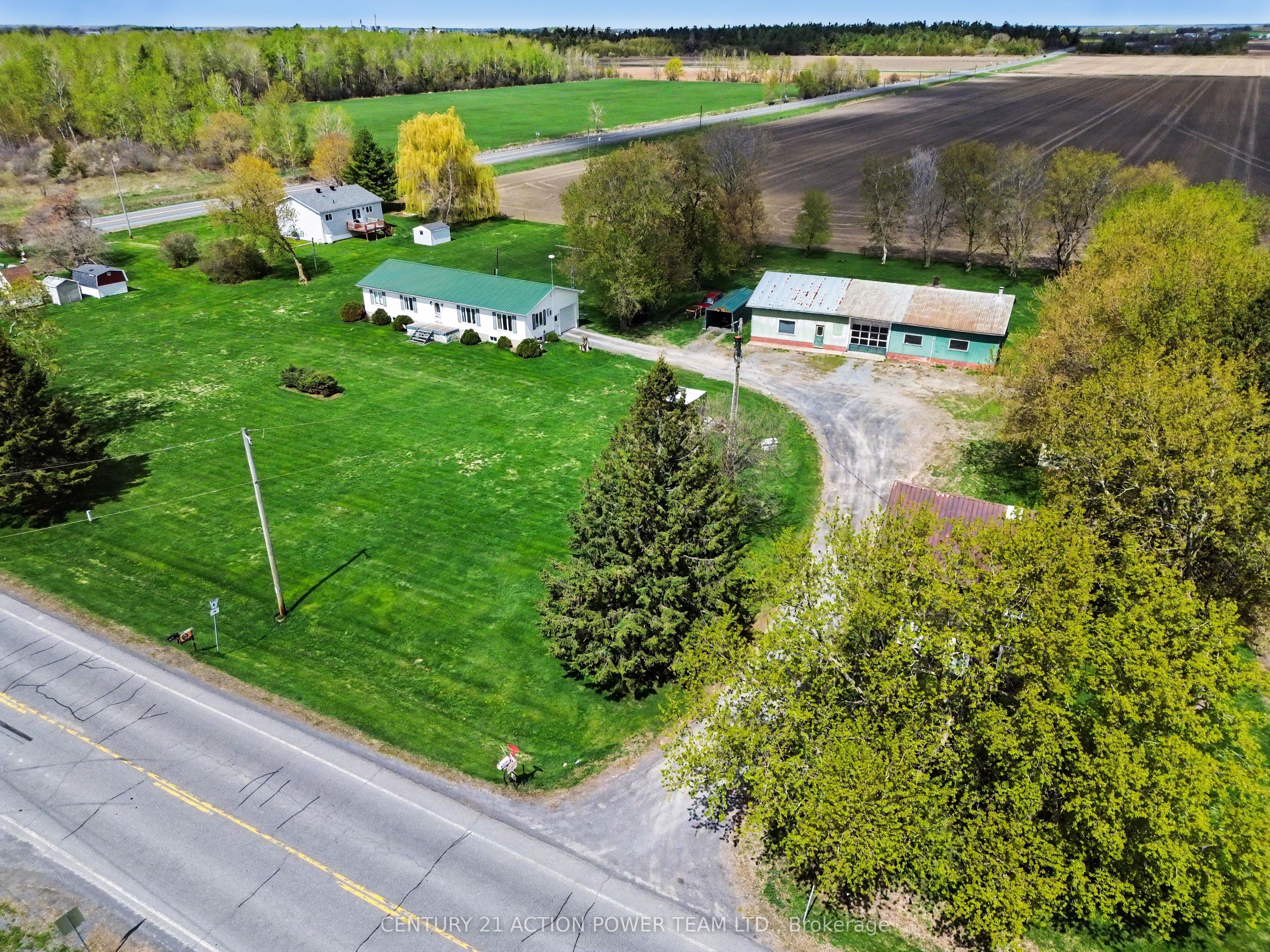 15981 County Rd 6 Road, North Stormont, ON K0C 1W0