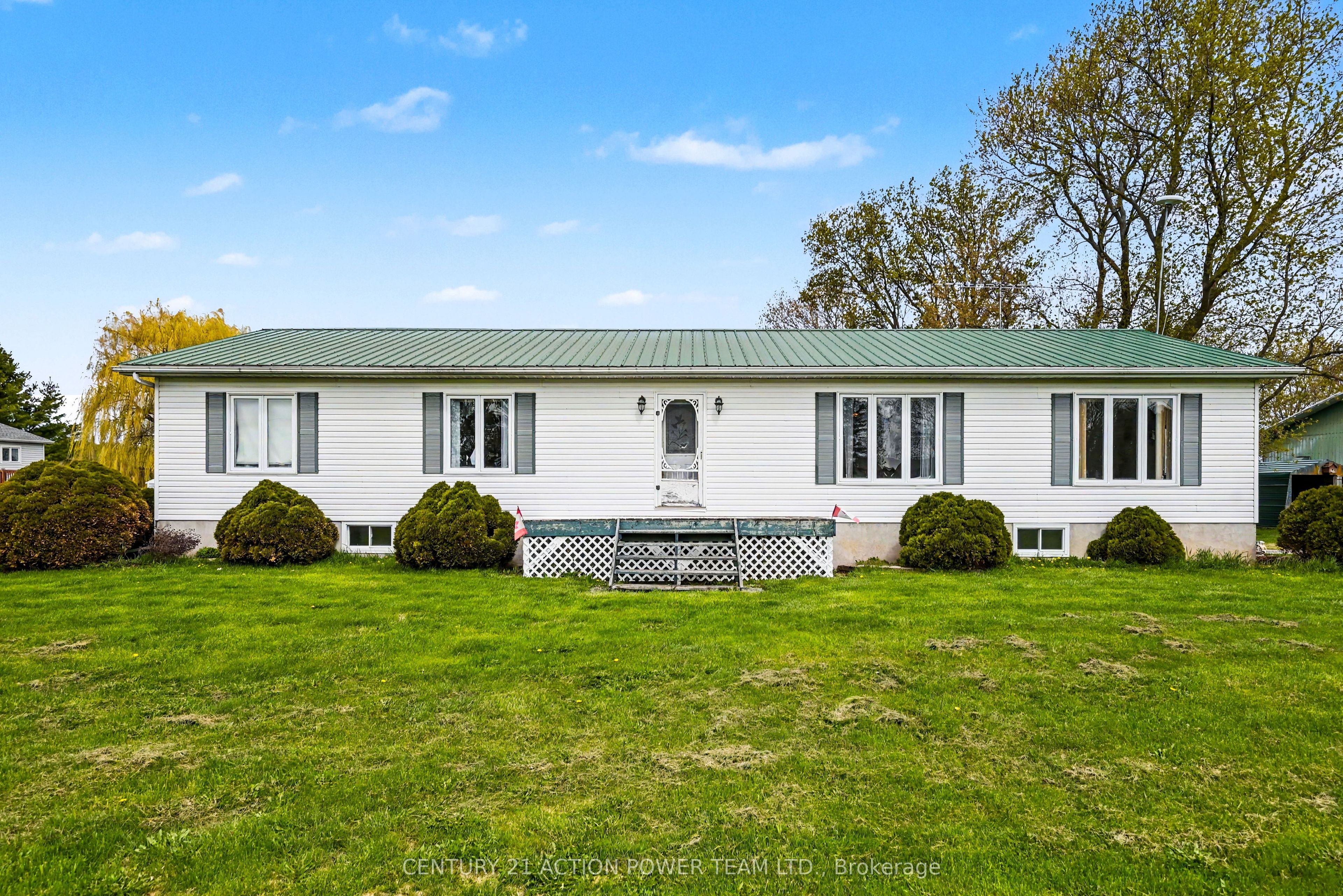 15981 County Rd 6 Road, North Stormont, ON K0C 1W0 photo 2