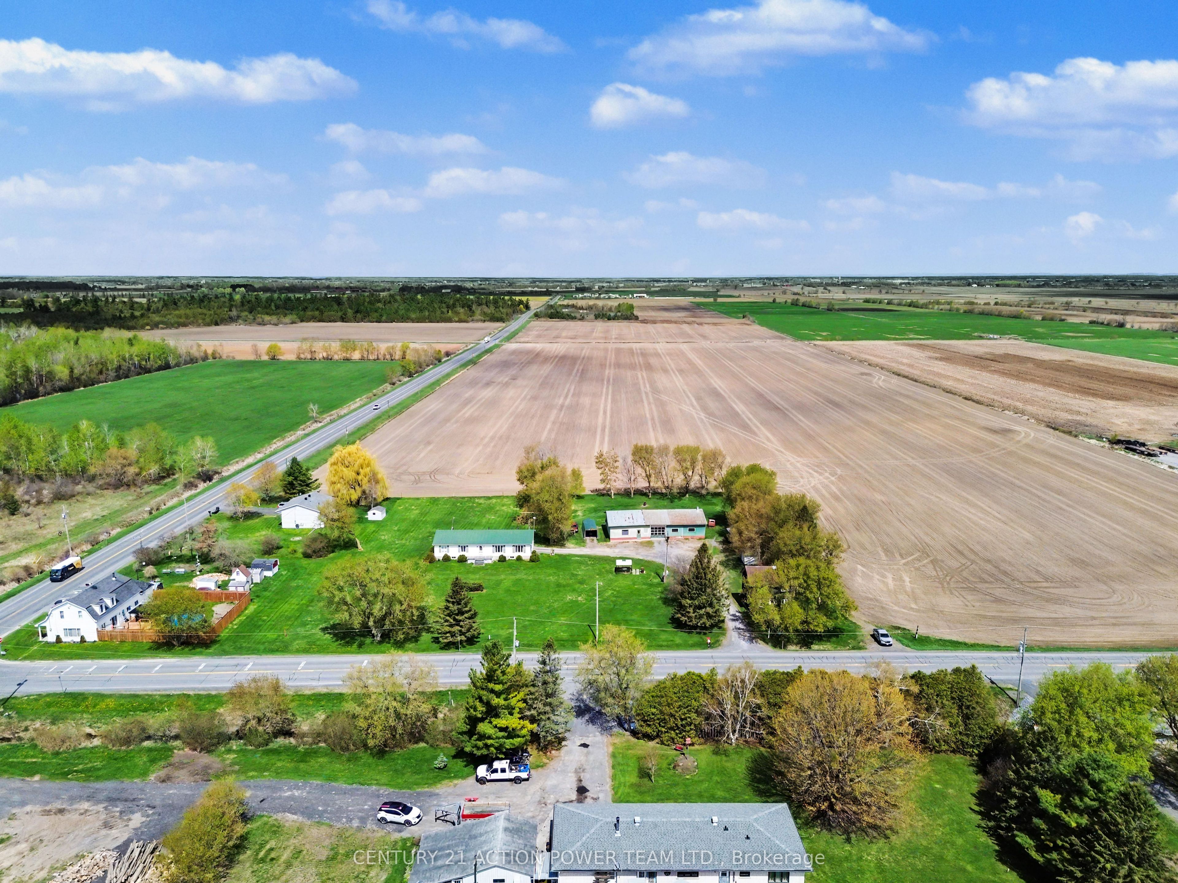 15981 County Rd 6 Road, North Stormont, ON K0C 1W0 photo 3