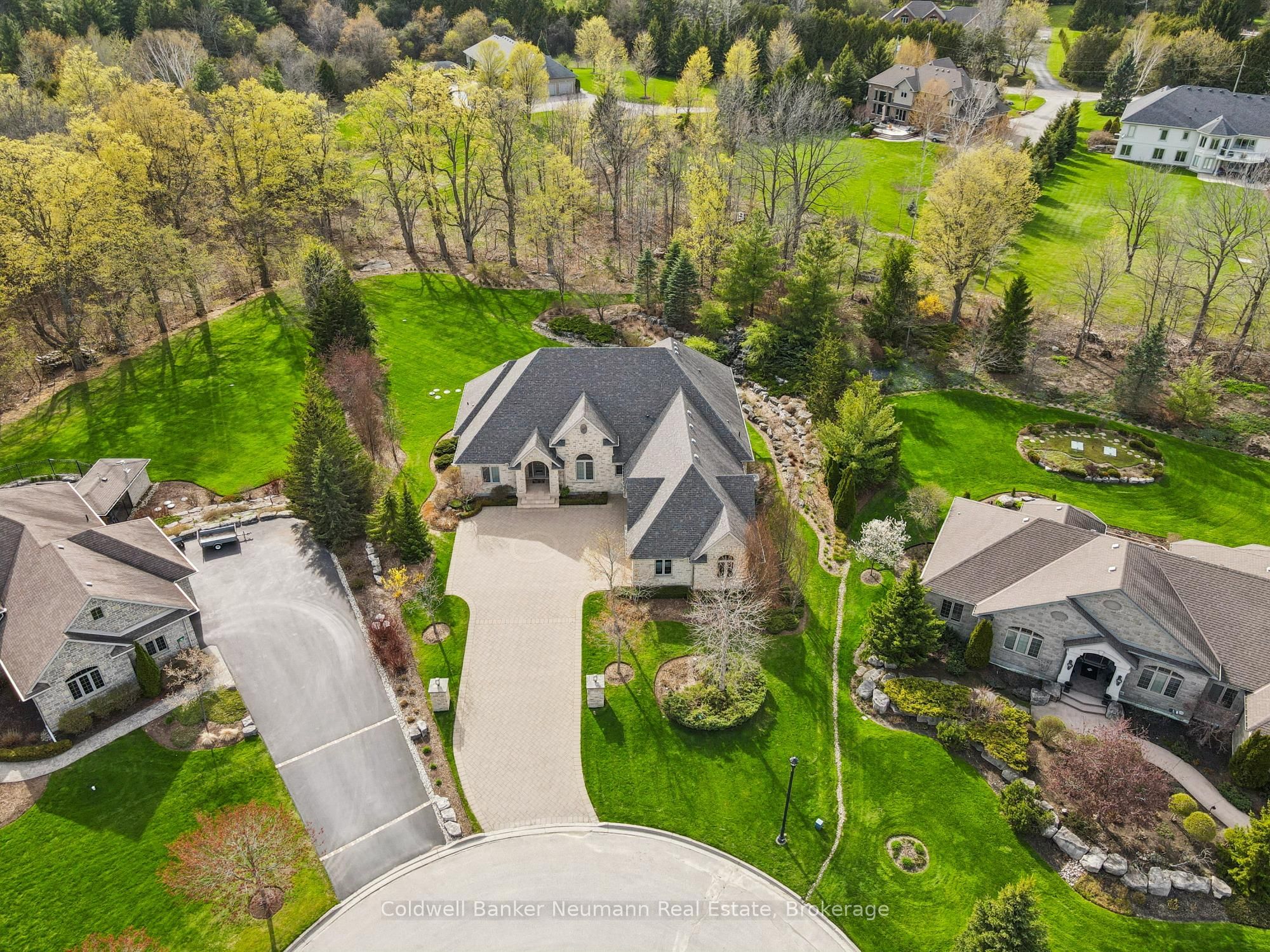 33 Cassin Court, Puslinch, ON N0B 2J0 photo 3