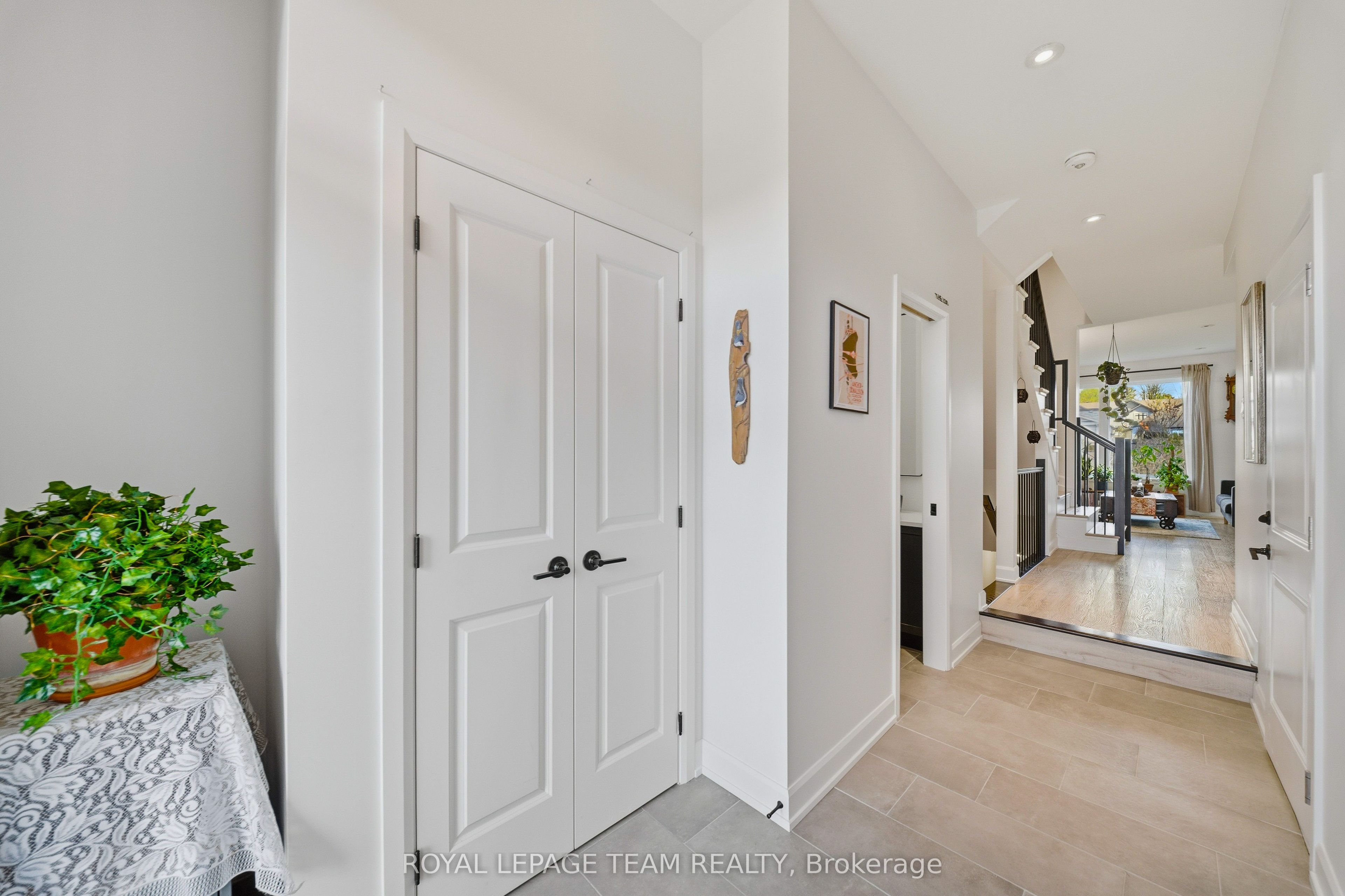 173 Rivington Street B, Carp - Huntley Ward, ON K0A 1L0 photo 3