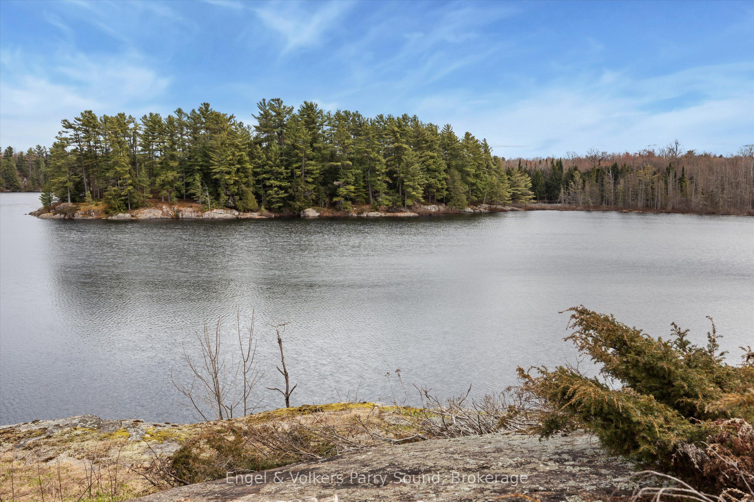 185 Loch Erne Road, McDougall, ON P2A 2W7