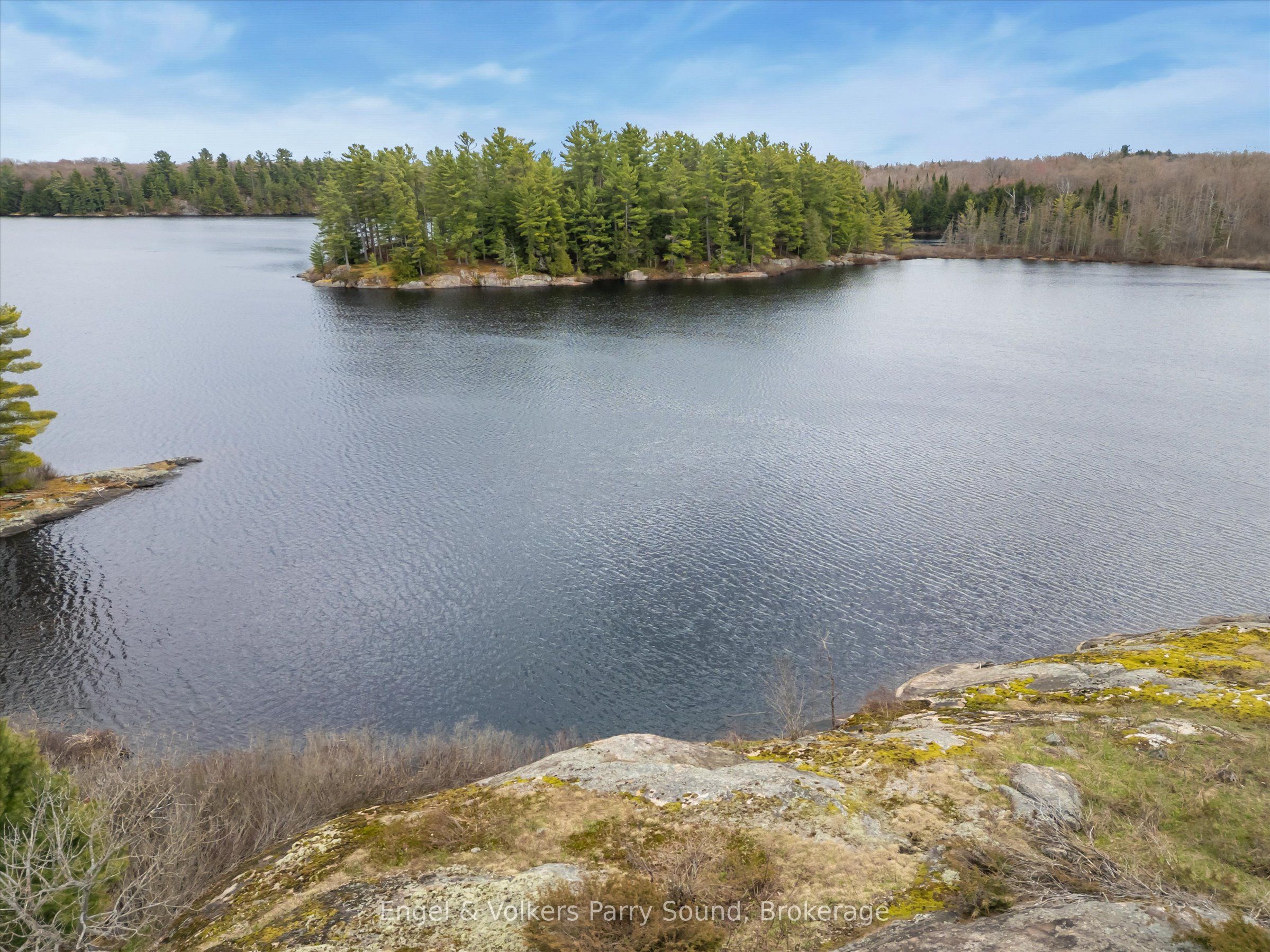 185 Loch Erne Road, McDougall, ON P2A 2W7 photo 2