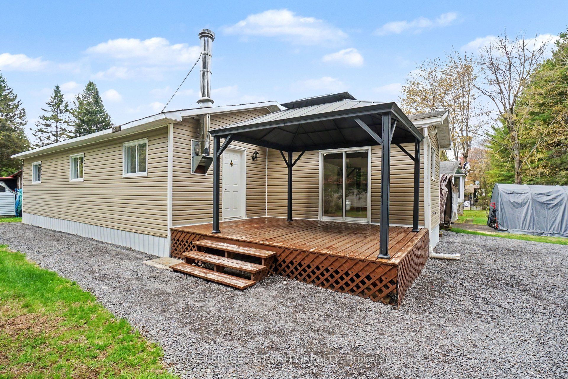 1210 St Felix Road 9, Clarence-Rockland, ON K0A 2A0
