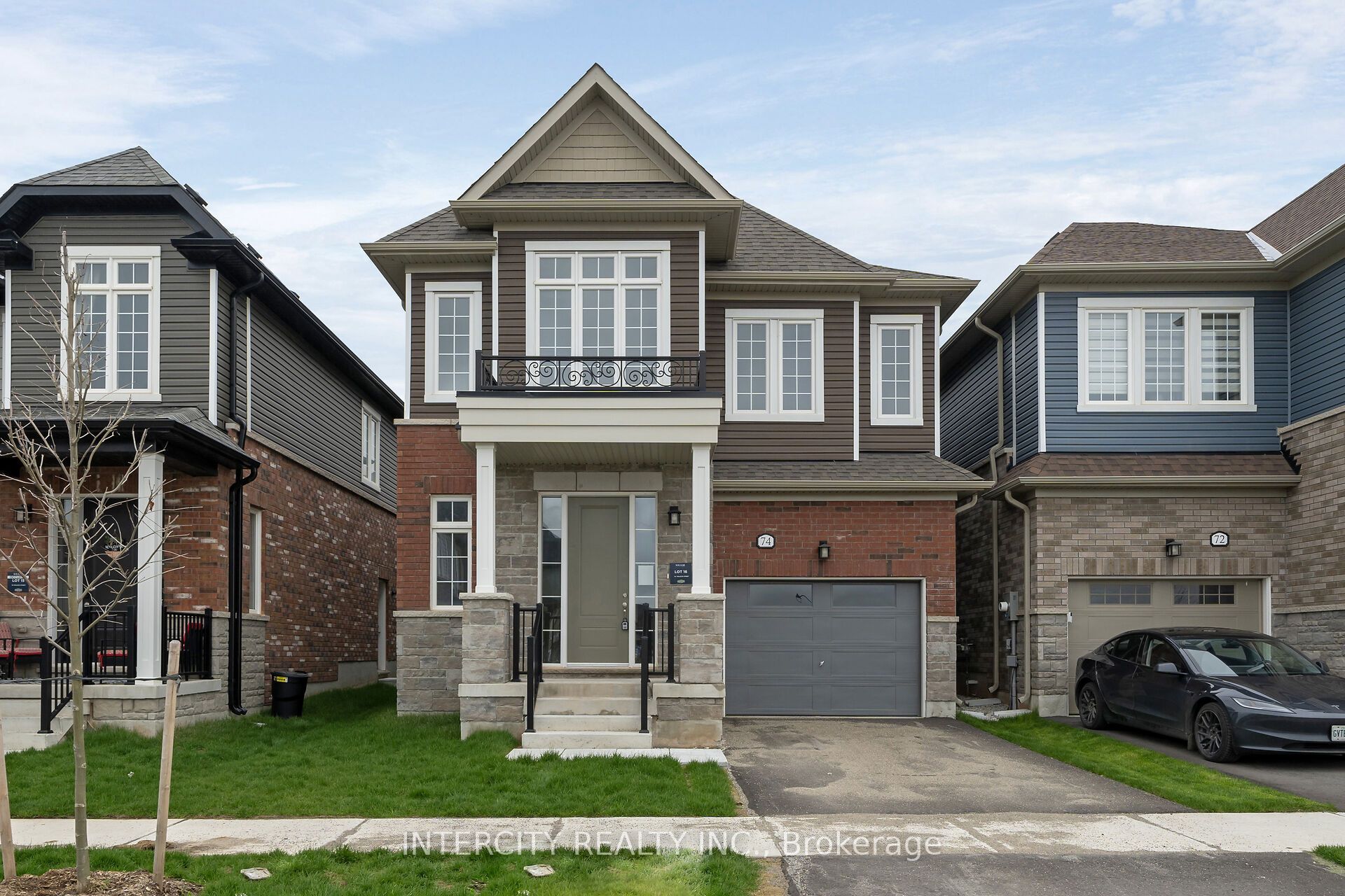 74 Molozzi Street, Erin, ON N0B 1T0 photo 3
