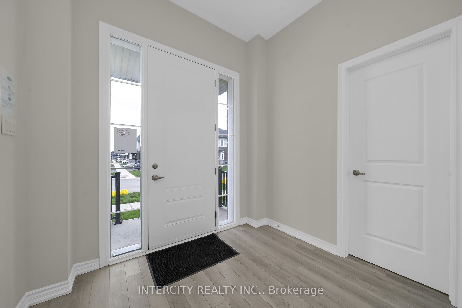 74 Molozzi Street, Erin, ON N0B 1T0 photo 5