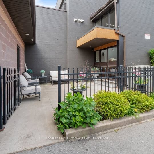 320 Vine Street 3B, St. Catharines, ON L2M 4T3 photo 3