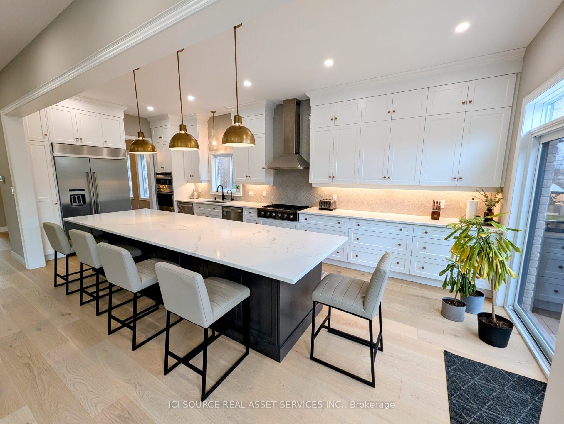 183 Ambrous Crescent, Guelph, ON N1G 0G3 photo 3