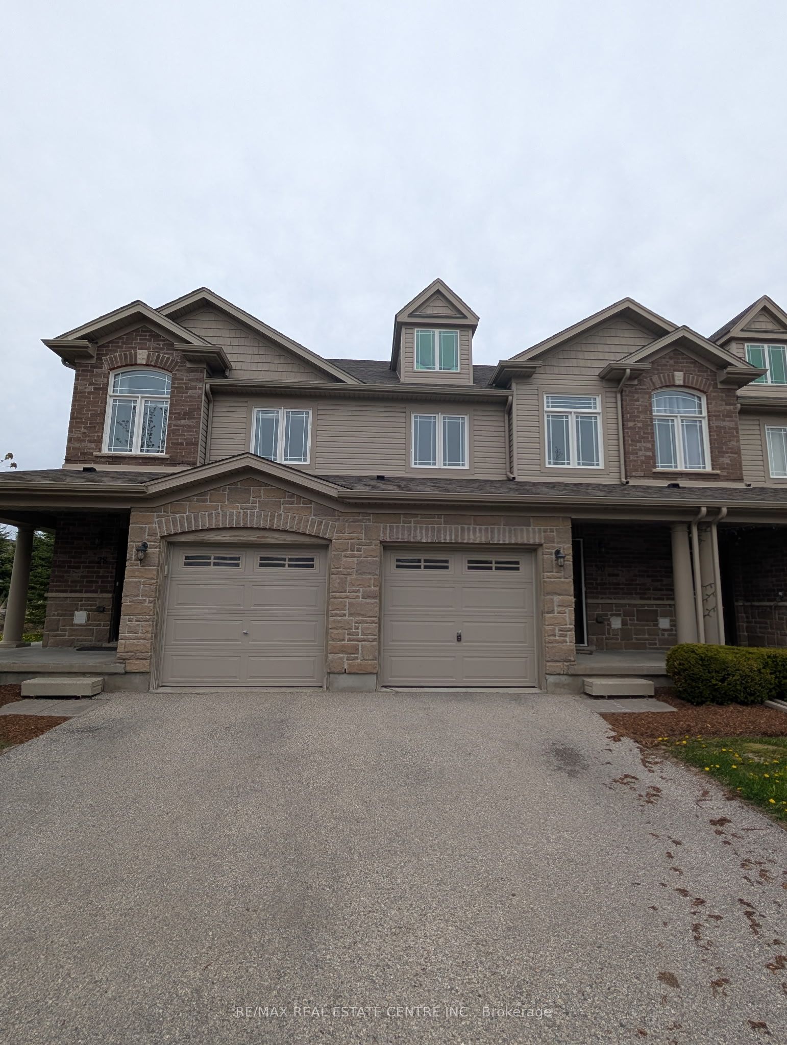 30 Oldfield Drive, Guelph, ON N1L 0K7