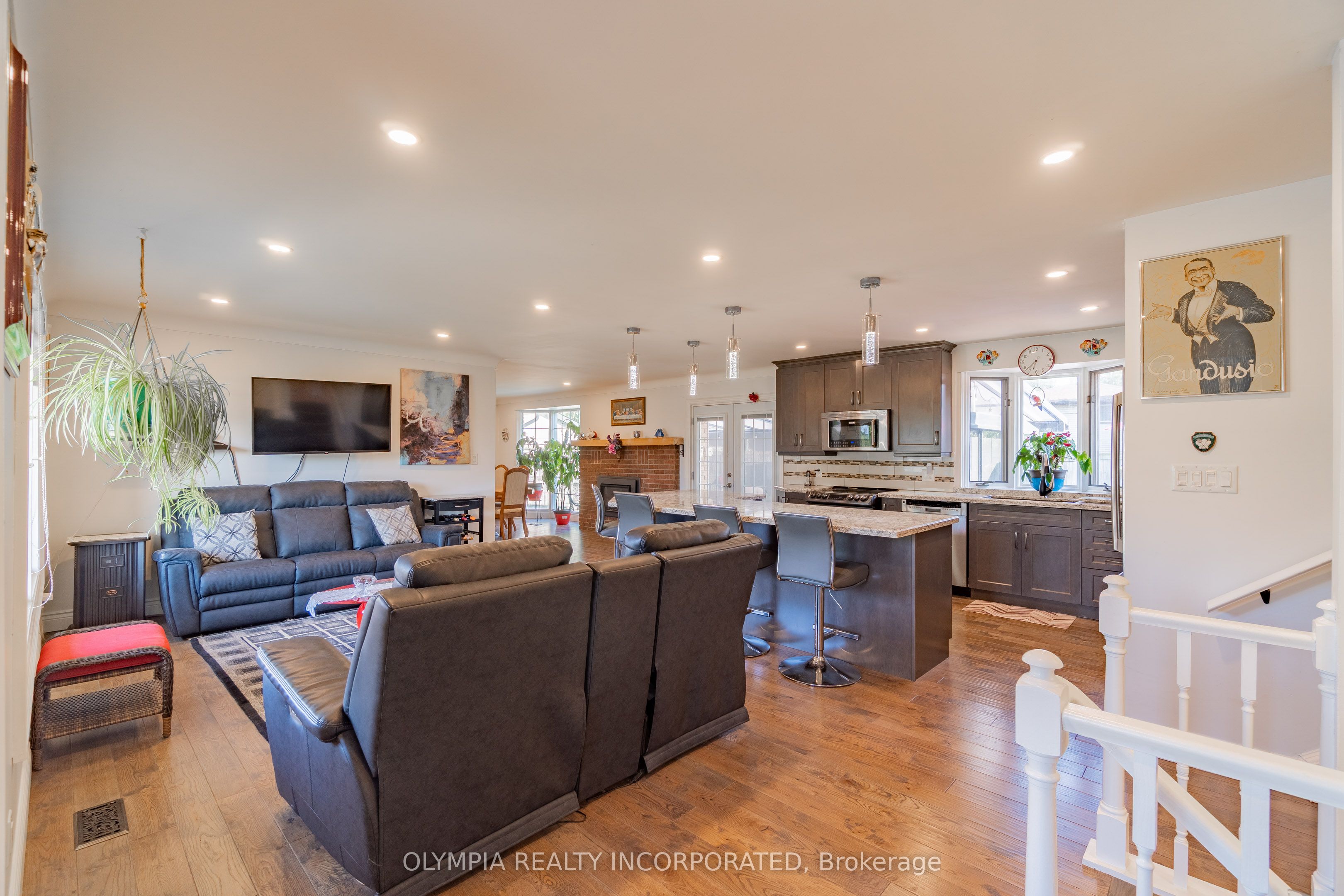 8133 Sarah Street, Niagara Falls, ON L2G 6T9 photo 4