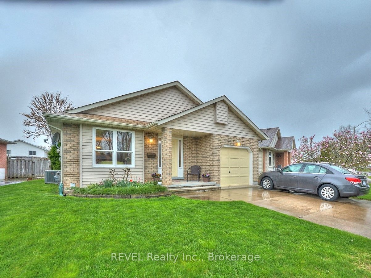 7395 Alex Avenue, Niagara Falls, ON L2G 7V1 photo 2