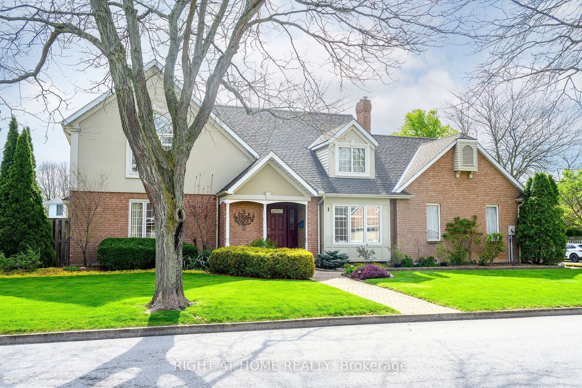 1 CAPTAIN TENBROCK Terrace, St. Catharines, ON L2W 1B2 photo 4