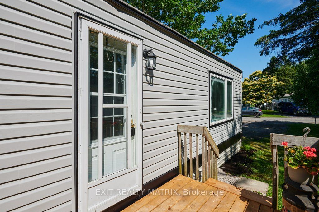 8930 Lynwood Park Private, Greely - Metcalfe - Osgoode - Vernon and Area, ON K0A 1V0 photo 5