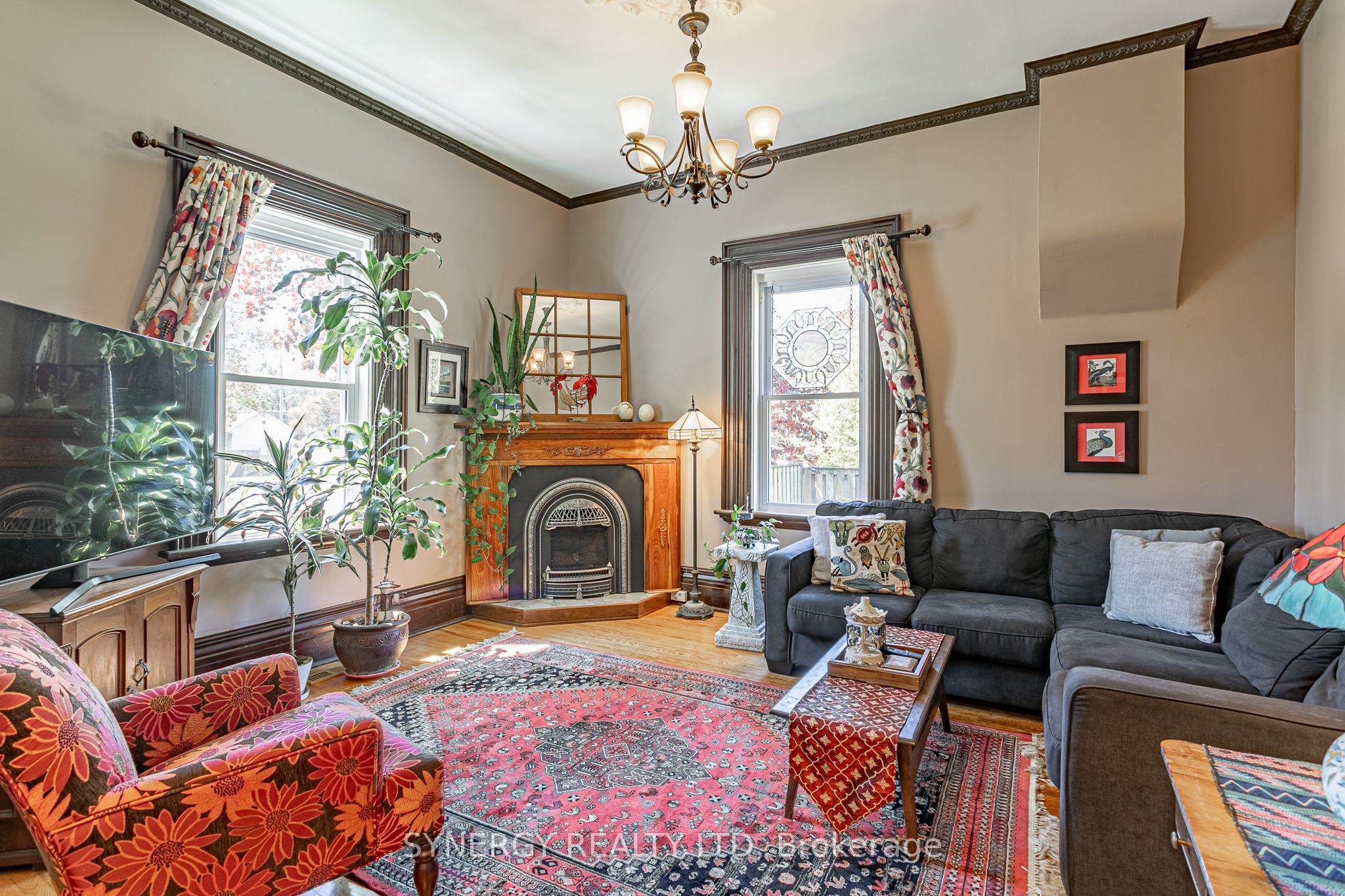 5 Hull Road, Strathroy-Caradoc, ON N7G 2B7 photo 3