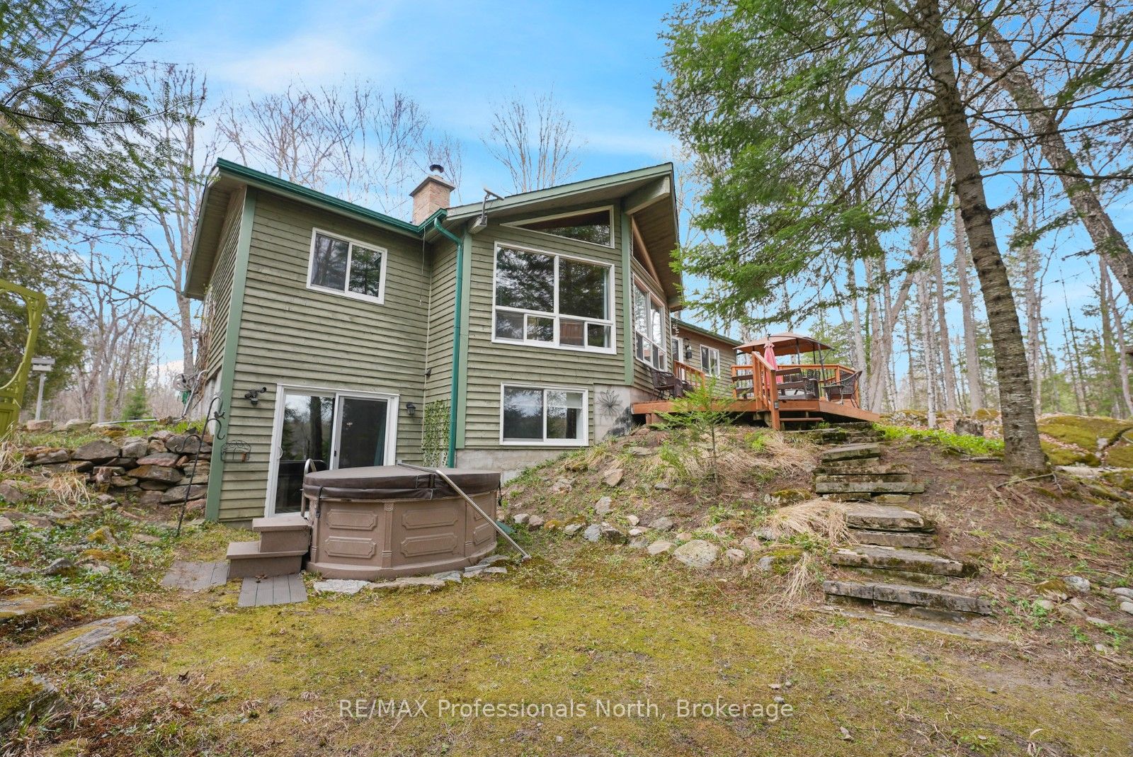 1157 Between Lakes Trail, Minden Hills, ON K0M 1J1