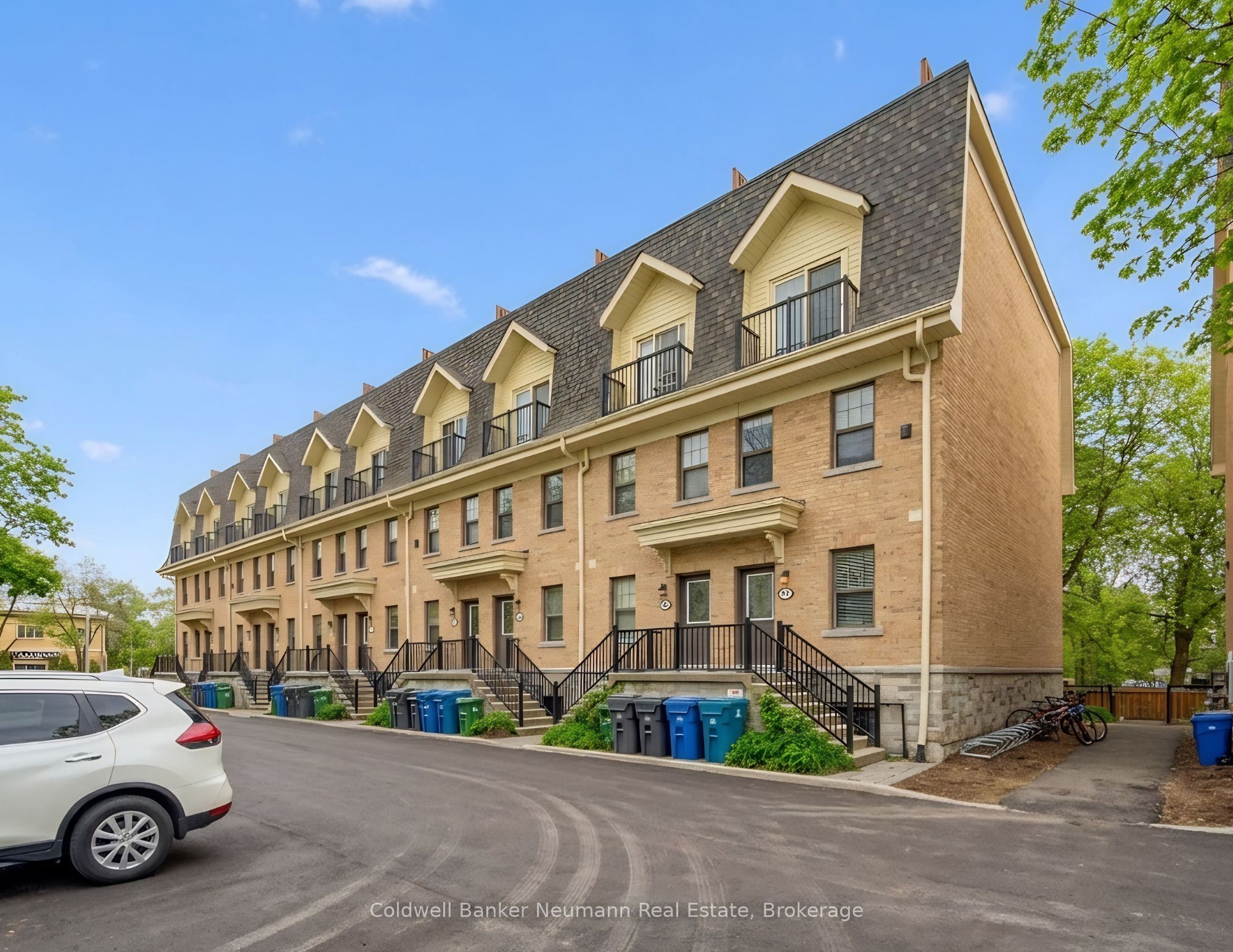 803 Gordon Street 9, Guelph, ON N1G 1Y8 photo 4