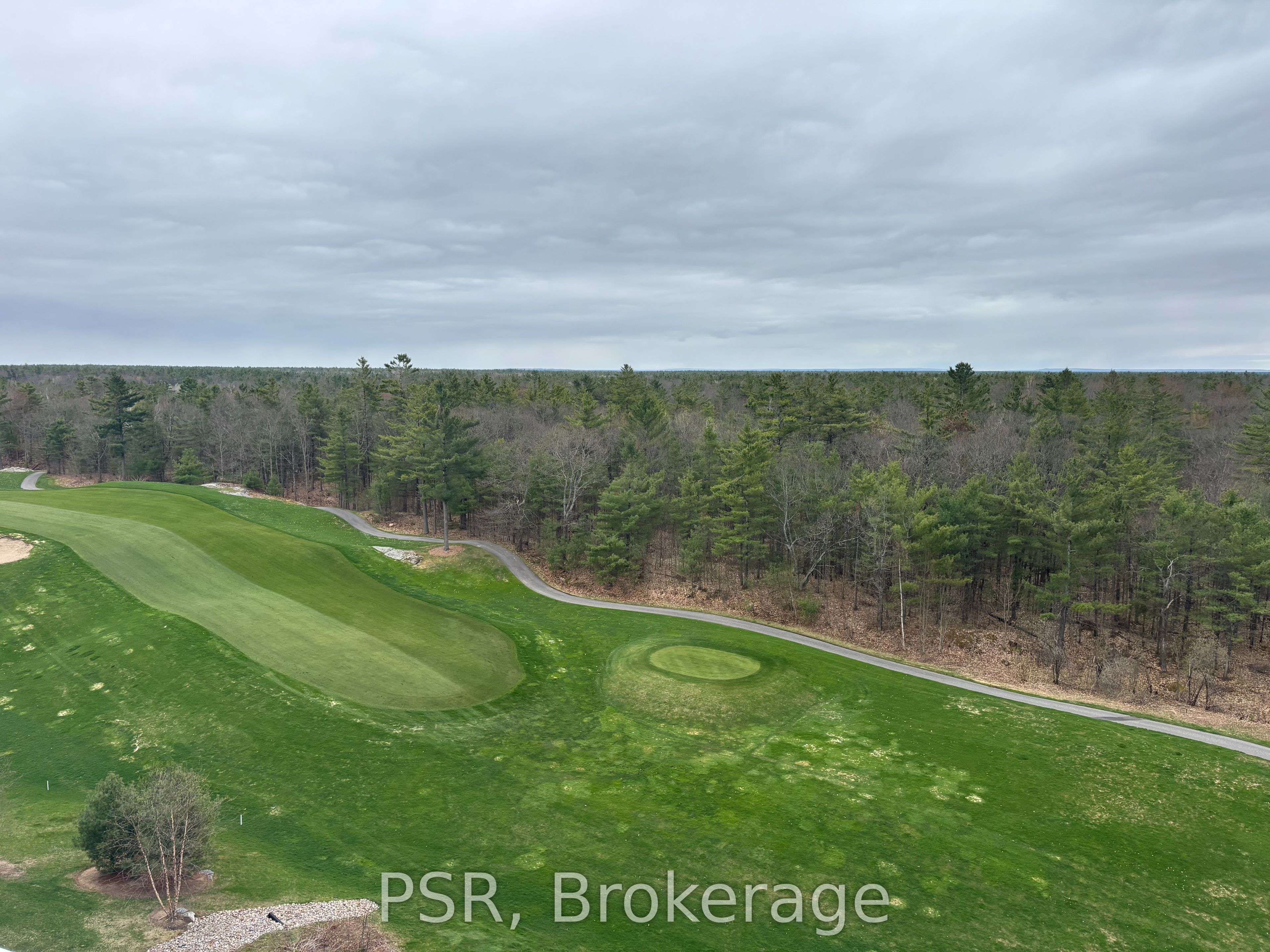 100 Carrick Trail 607, Gravenhurst, ON P1P 0J5
