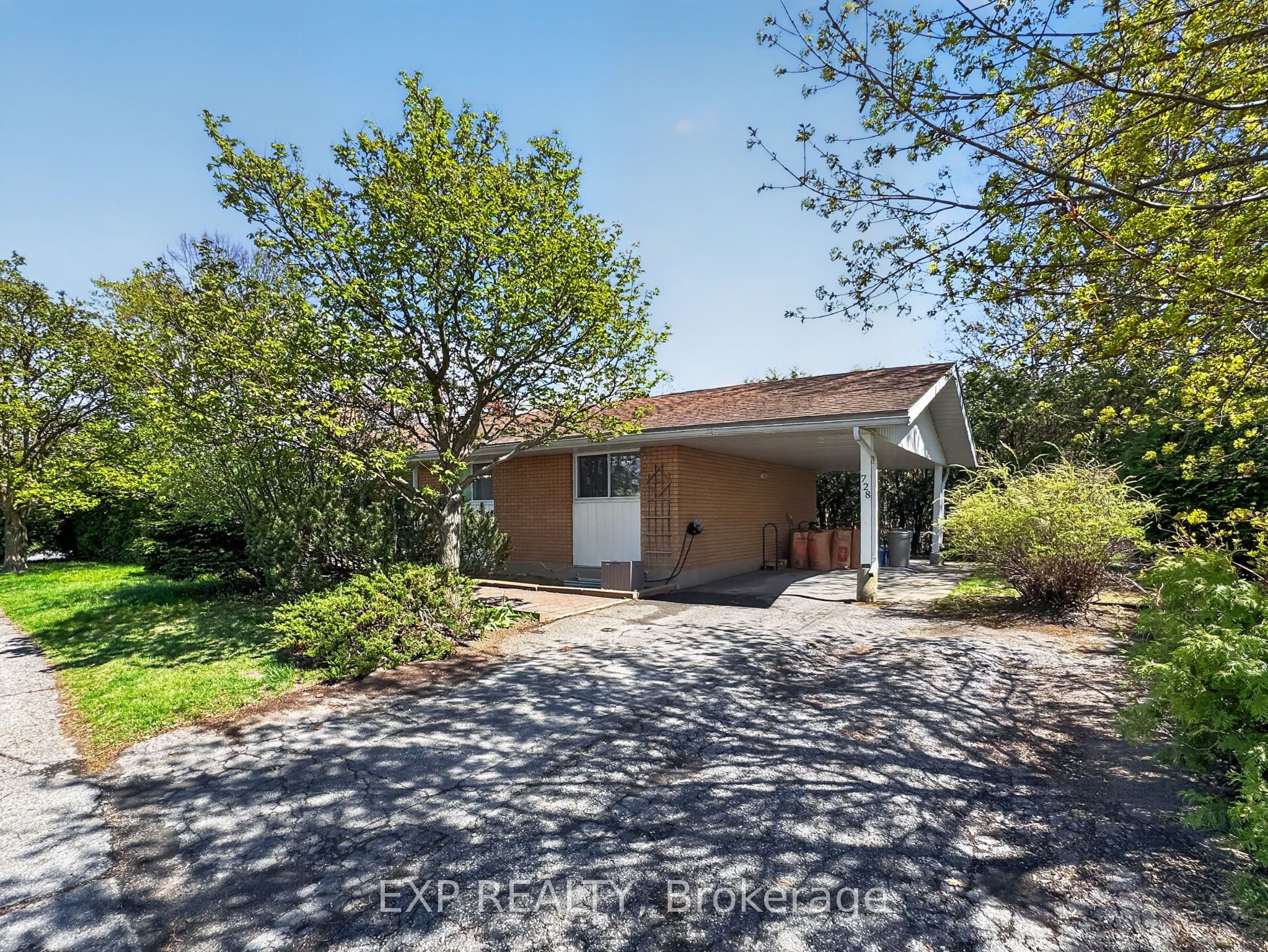 728 Fielding Drive, Billings Bridge - Riverside Park and Area, ON K1V 7G5 photo 3
