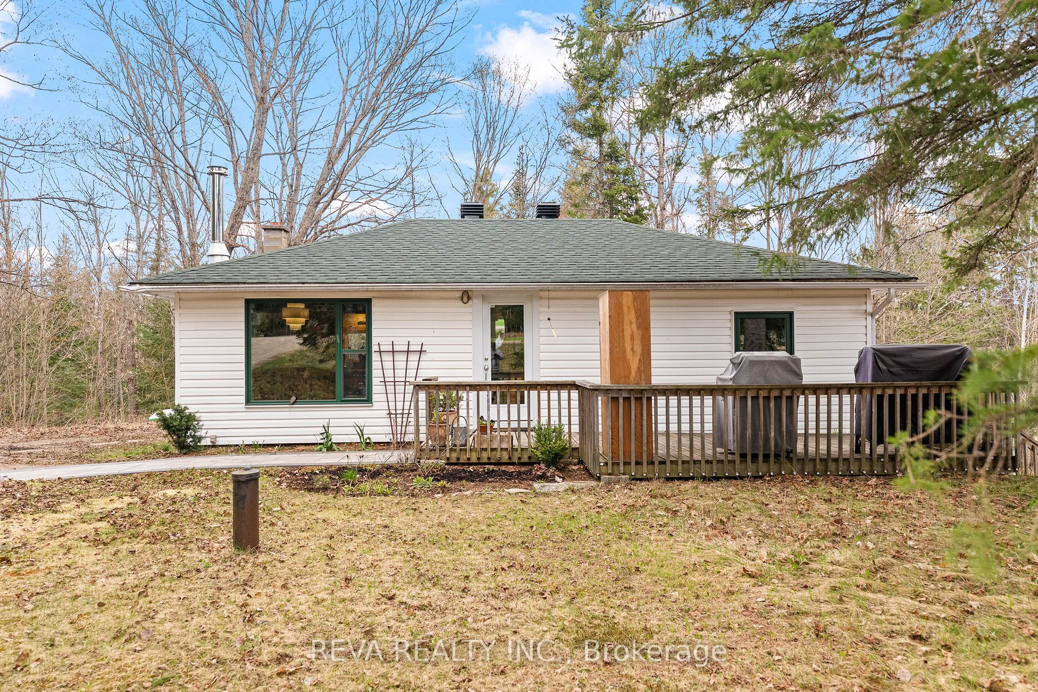 33225 Highway 62 N, Hastings Highlands, ON K0L 2S0 photo 2
