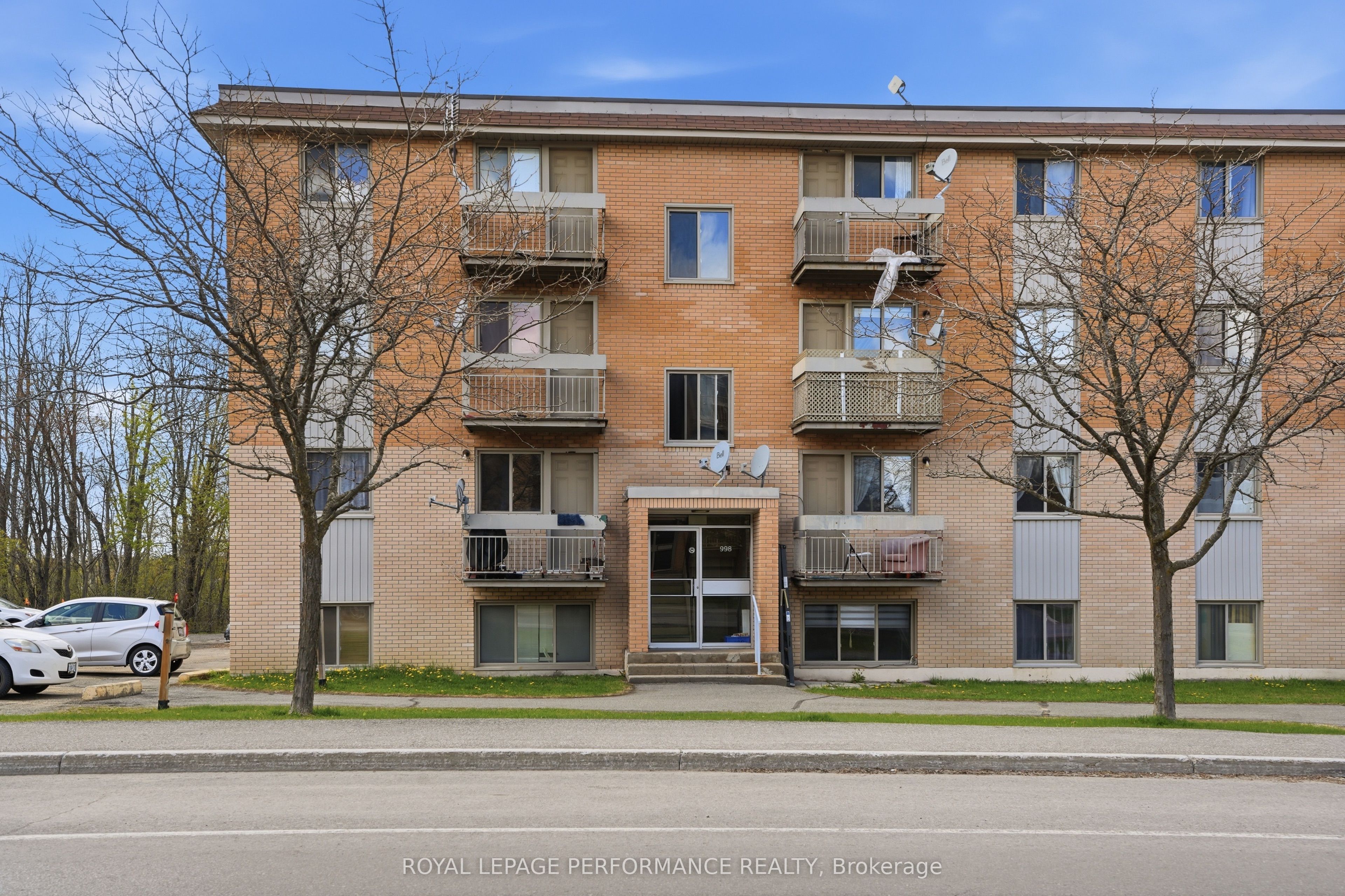 998 Cartier Boulevard 8, Hawkesbury, ON K6A 1W7