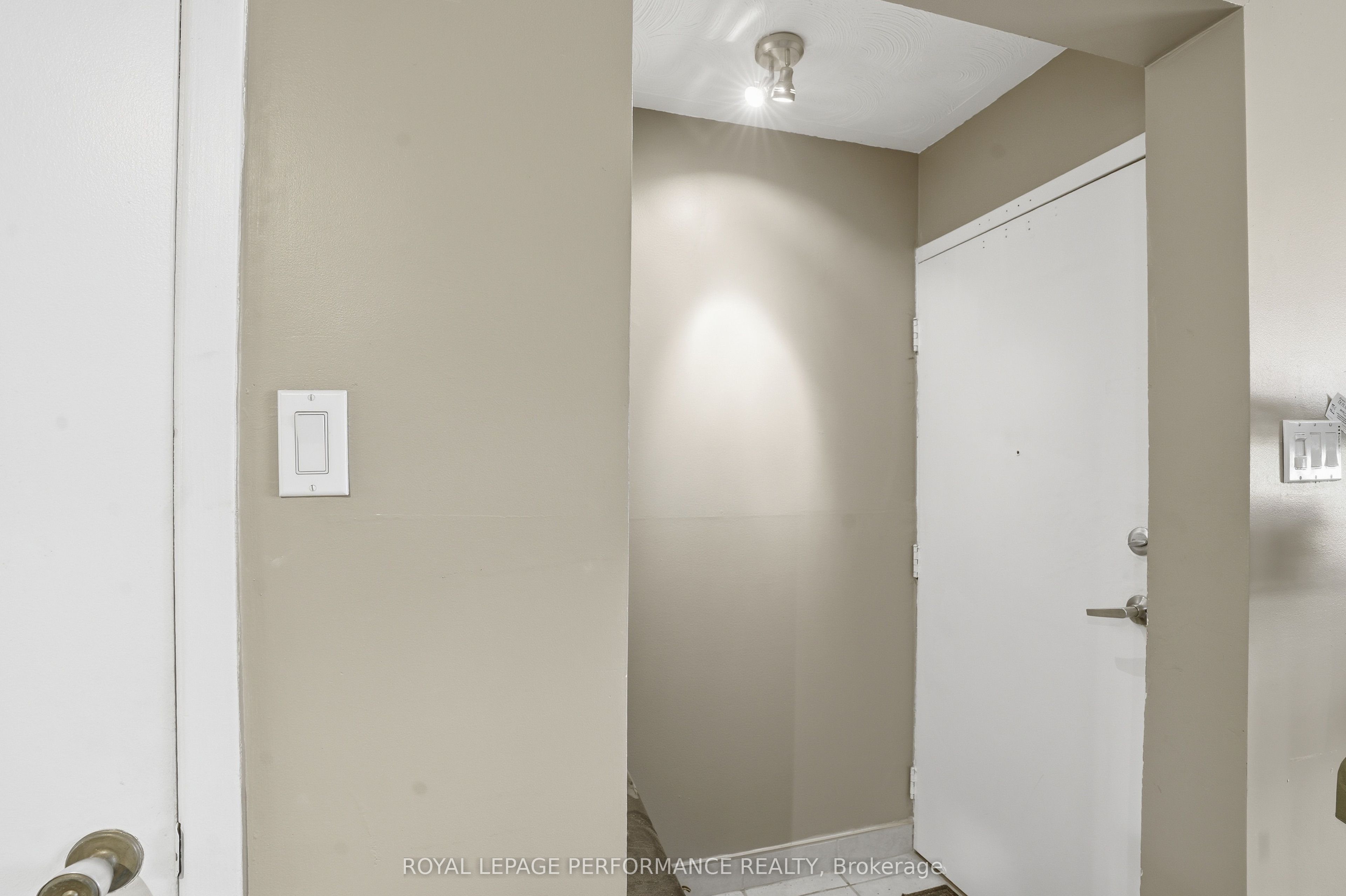 998 Cartier Boulevard 8, Hawkesbury, ON K6A 1W7 photo 4